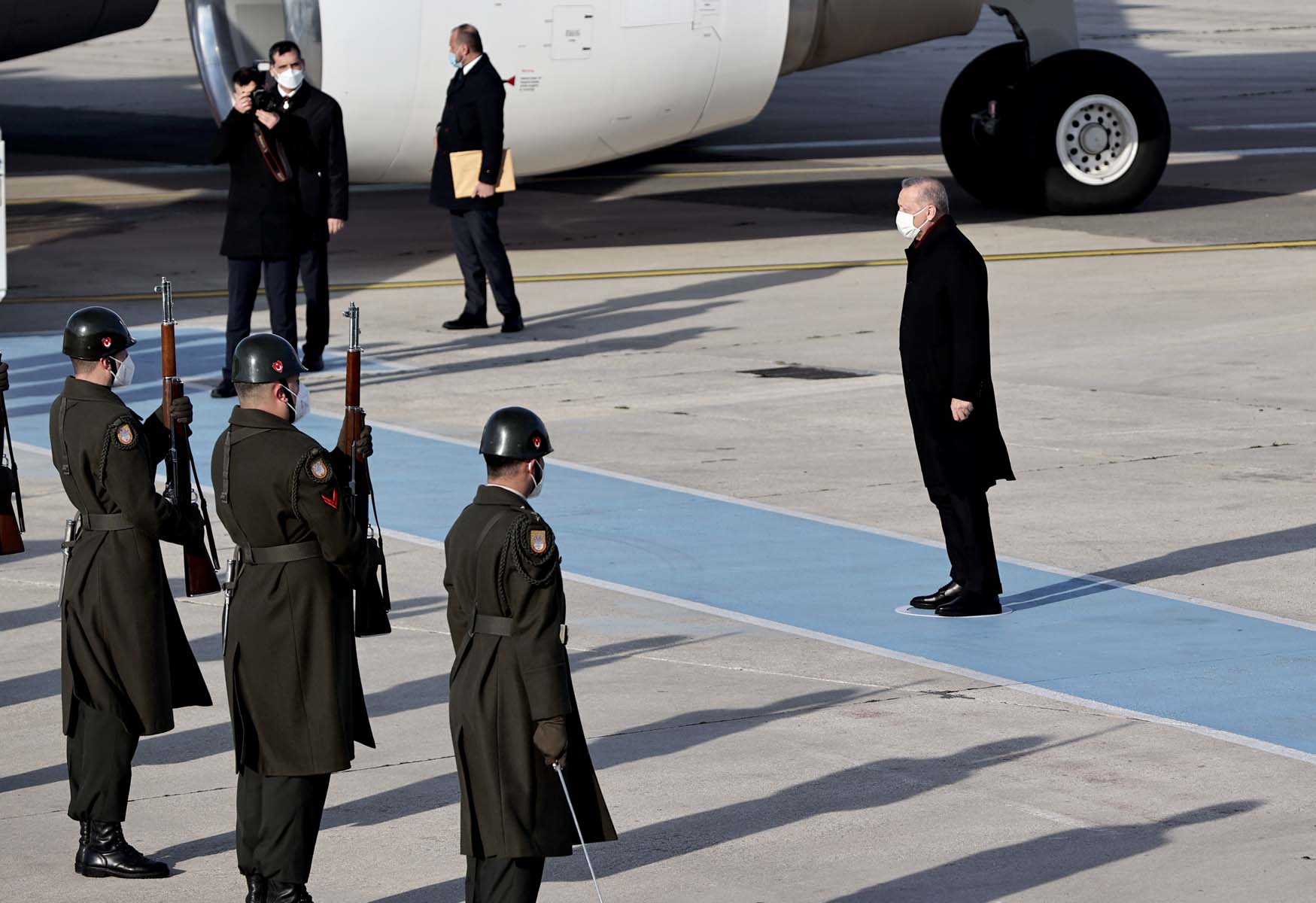 Cumhurbaşkanı Erdoğan, Arnavutluk'a gitti! Resmi törenle karşılandı