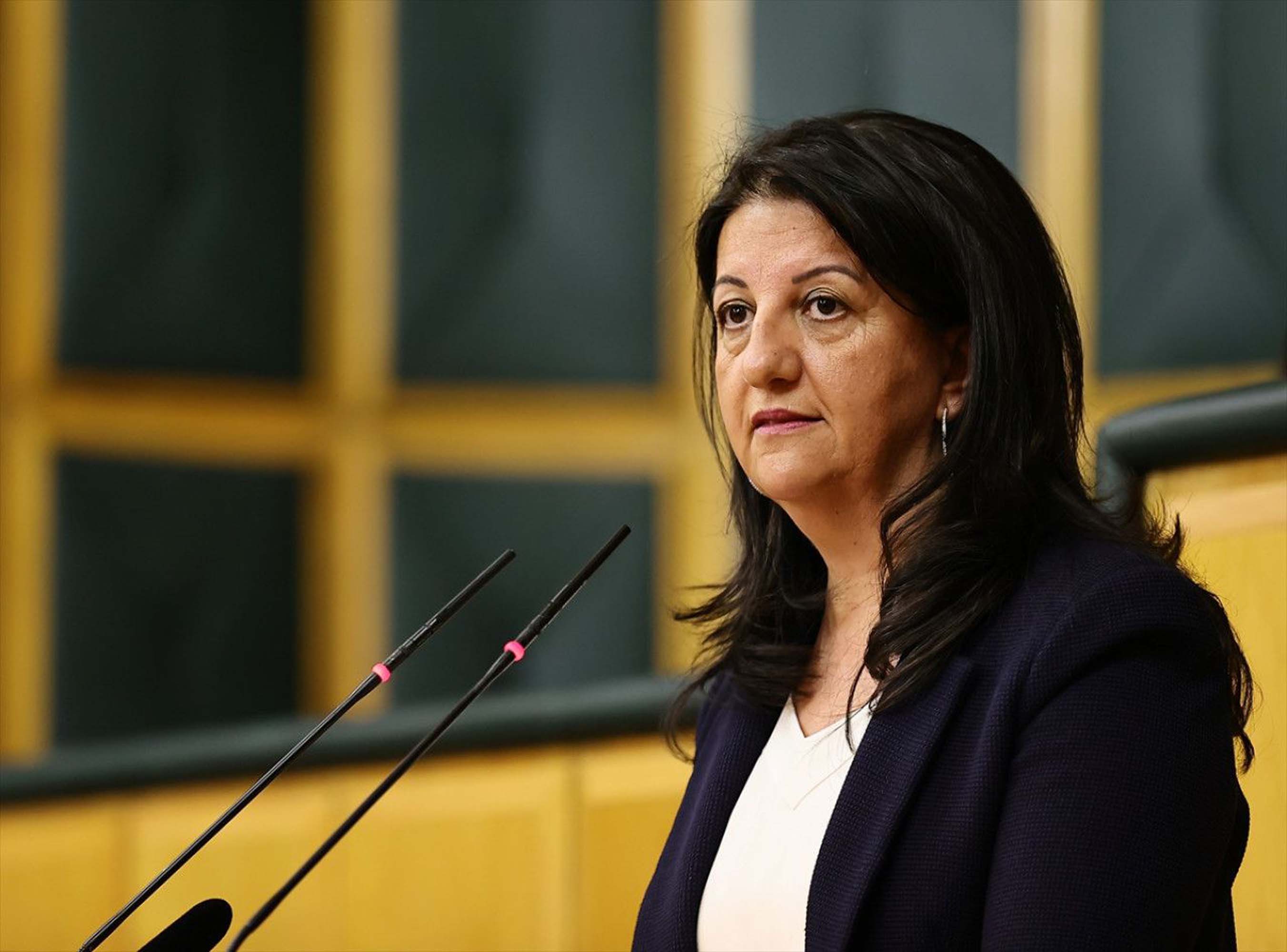 HDP kongresinde Gençlik Apo'nun fedaisidir sloganları atıldı! Pervin Buldan, Cumhurbaşkanı Erdoğan'a hakaretler sıraladı!