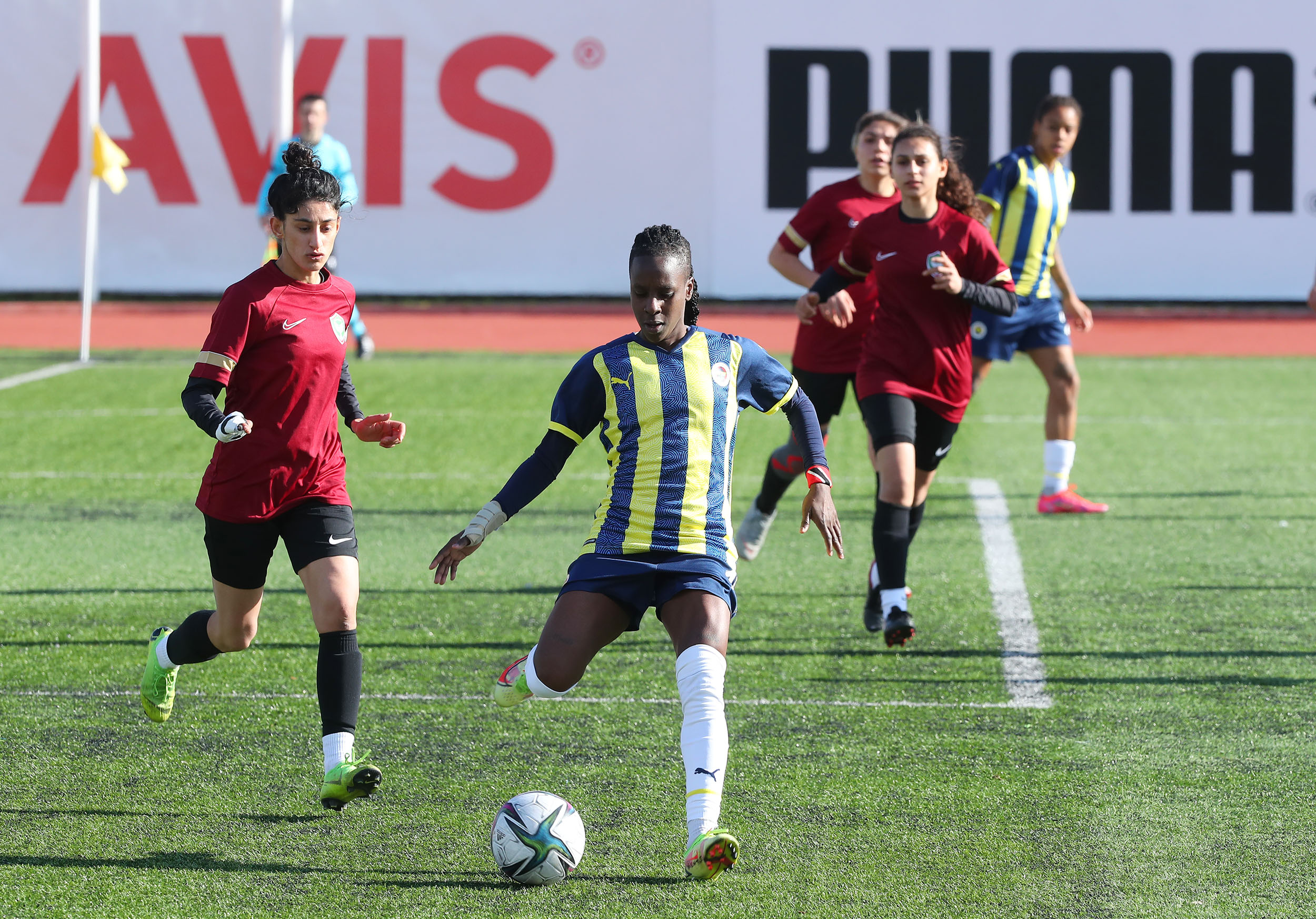 Fenerbahçe ile Amedspor arasında logo krizi! O görüntüler kınandı!