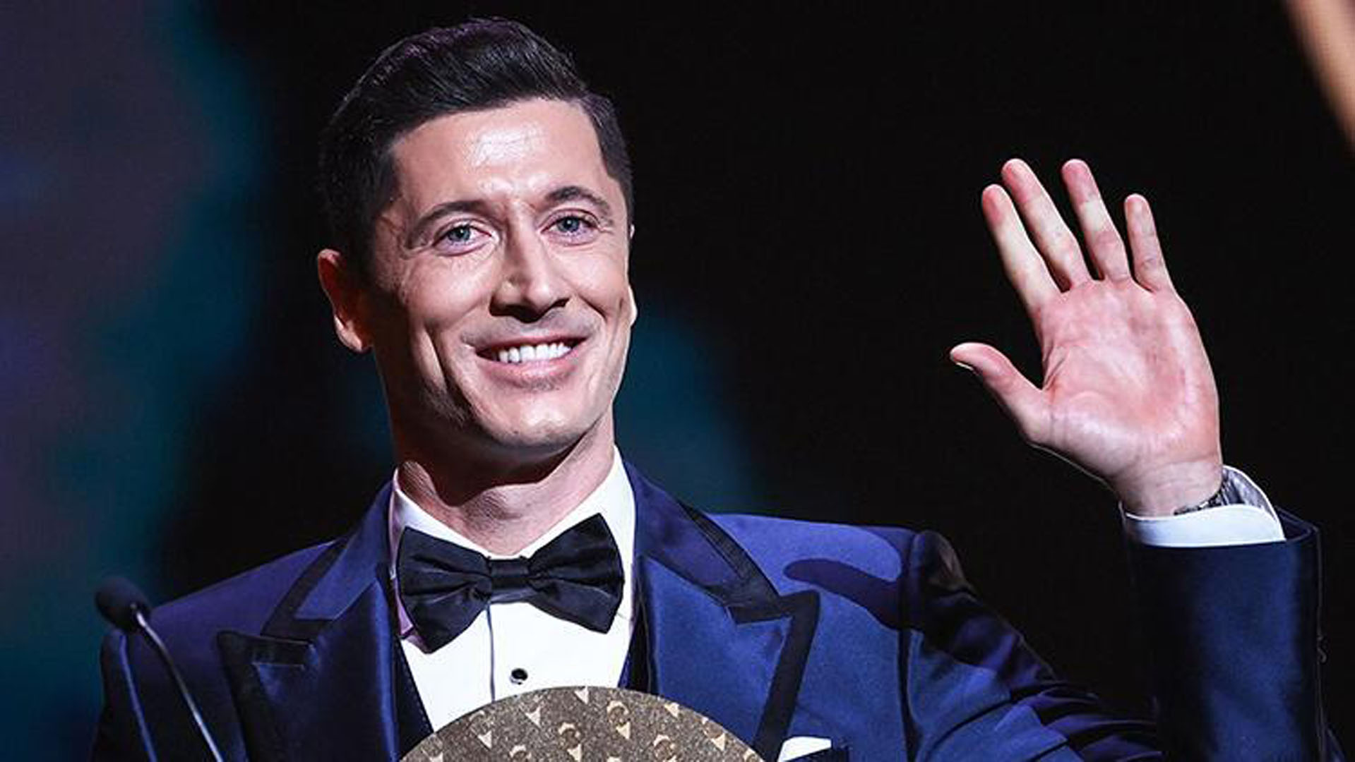 FIFA yılın futbolcusu ödülü sahibini buldu! 2021'in en iyileri belli oldu!