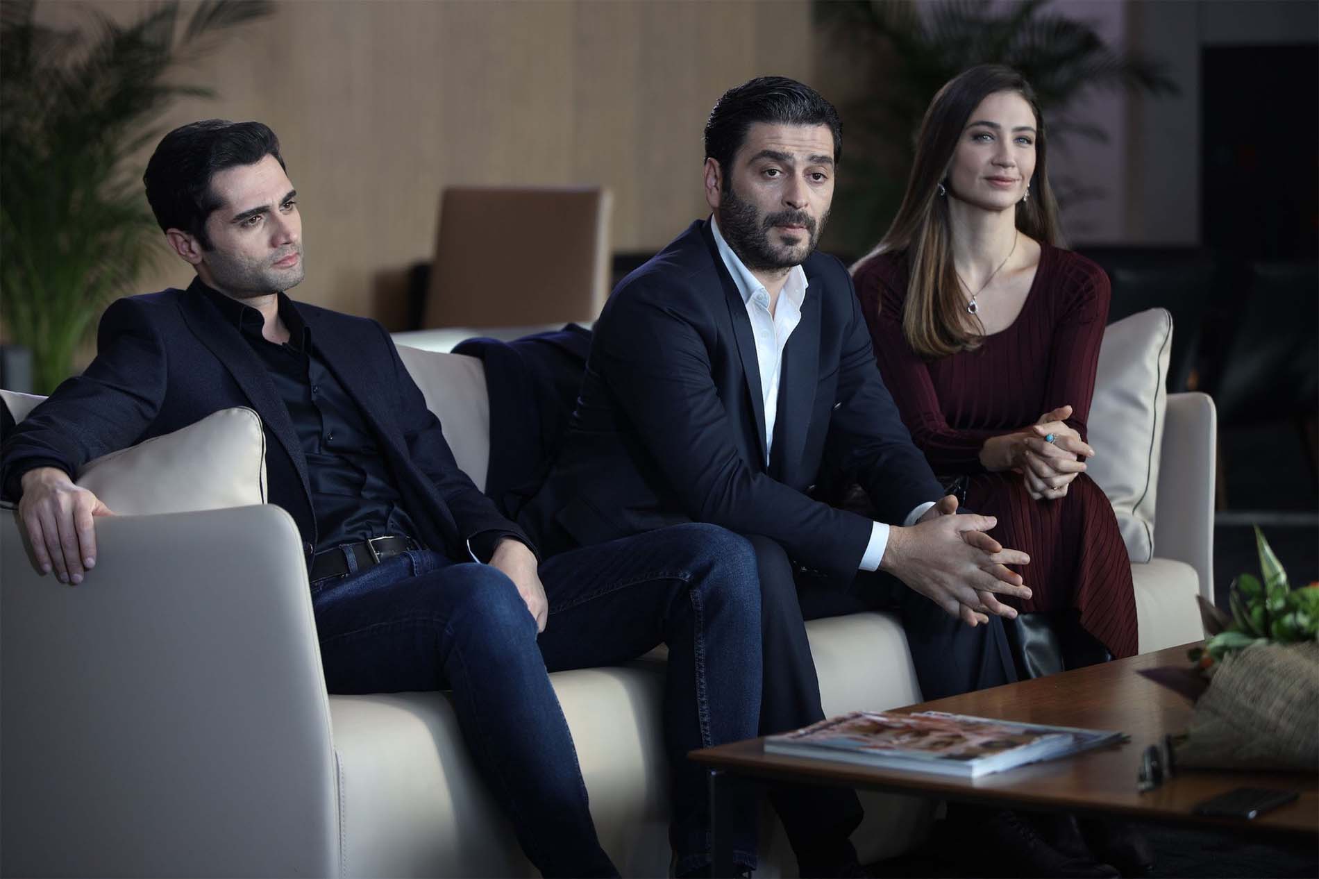 ATV - EDHO seyircisini bir kez daha hüsrana uğrattı! bluTV Eşkıya ekibiyle yaptığı anlaşmadan vazgeçti!