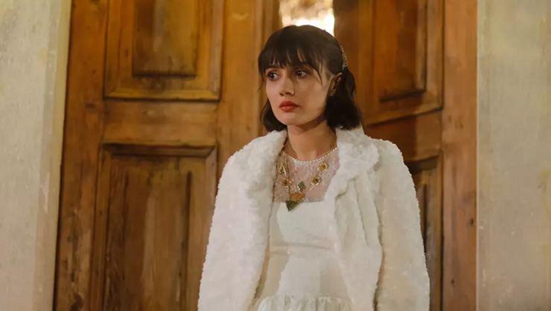 Elkızı dizisi konusu nedir? El kızı oyuncuları kimler?