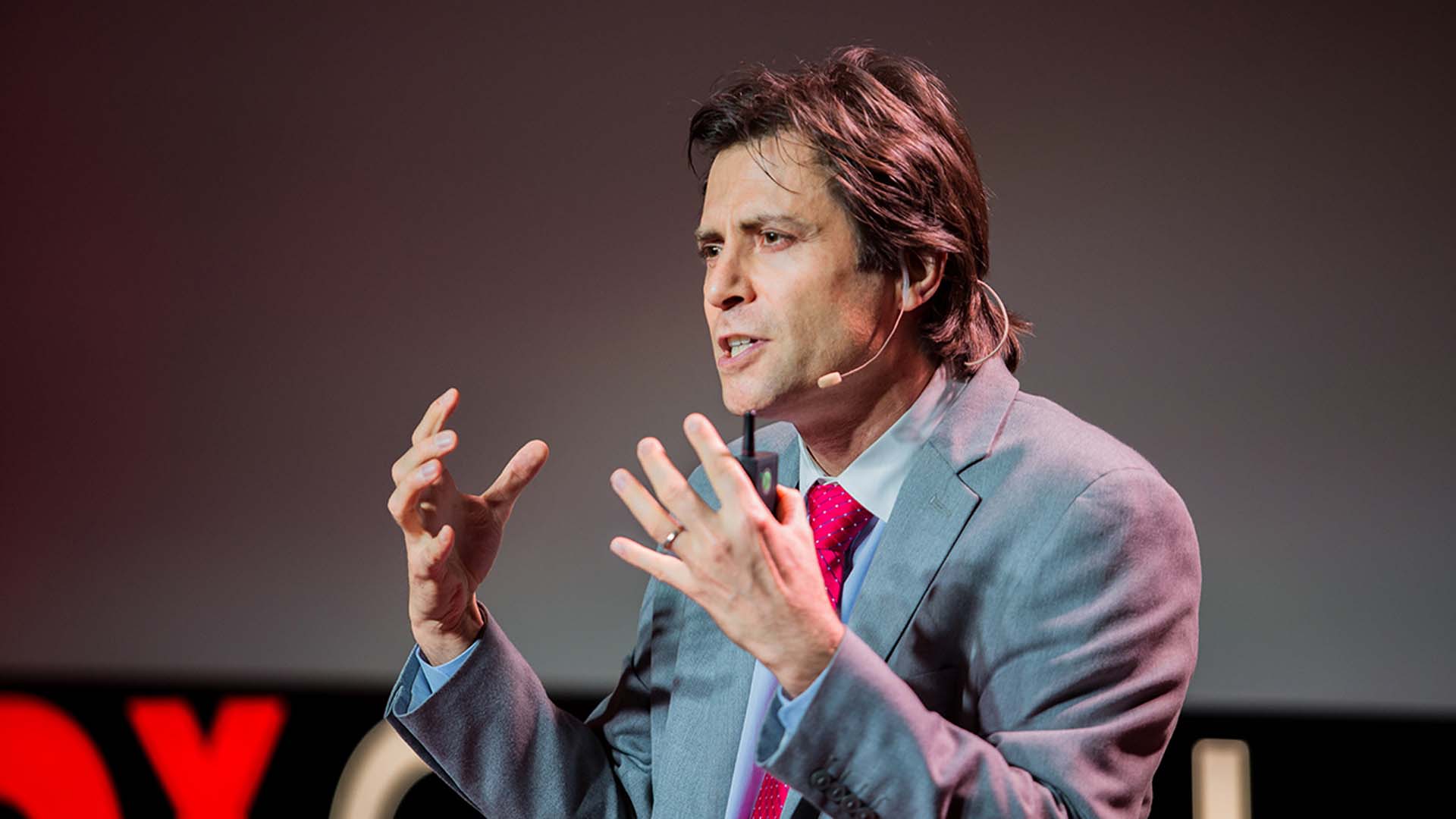 Selçuk Bayraktar'dan Max Tegmark'a ayar verdi: Utanmanız gereken yaptığınız soykırım ve katliamlardır, biz topraklarımızı geri aldık 