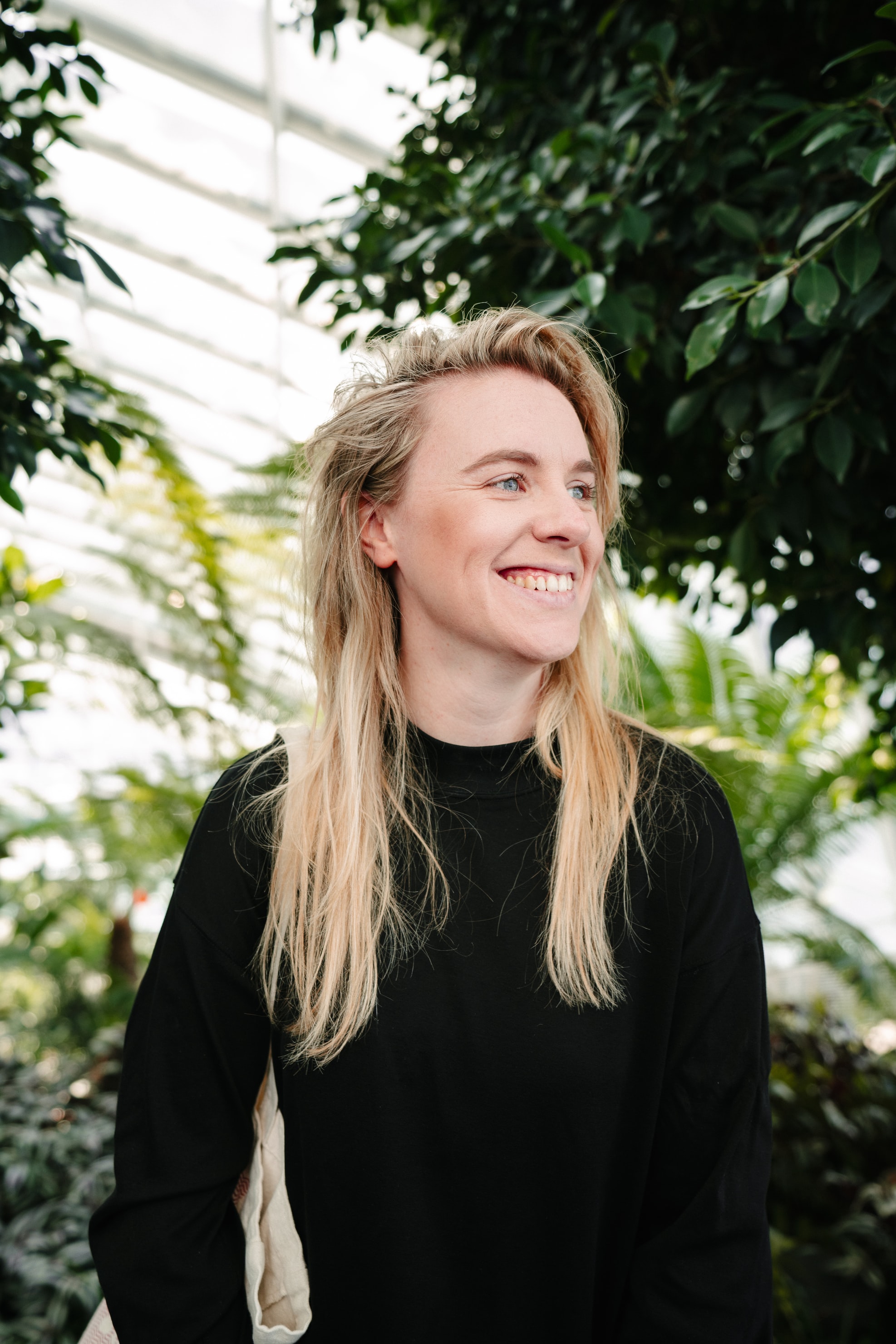 Rüyada tanıdık kadın görmek