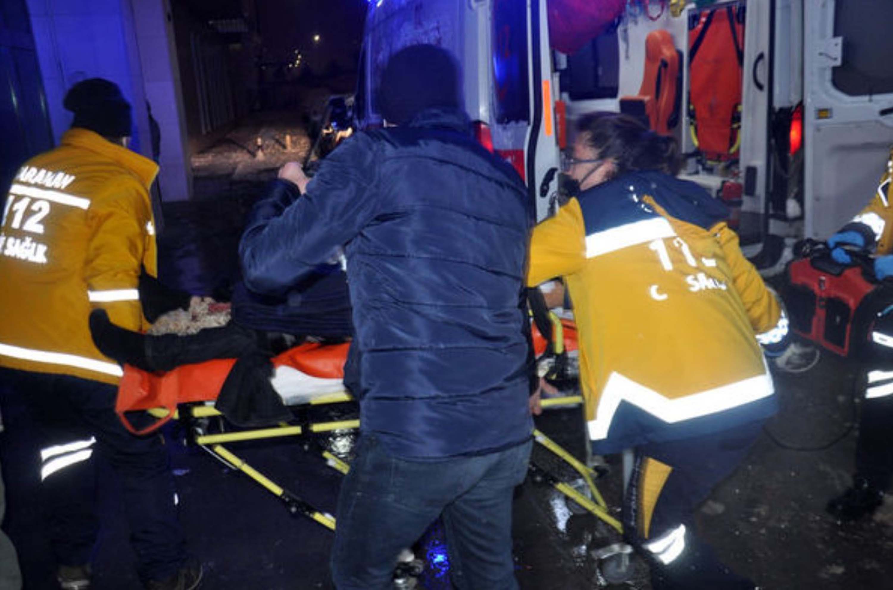 Kan donduran olay! Av tüfeğini eline aldı, arkadaşını cinsel organından vurdu!