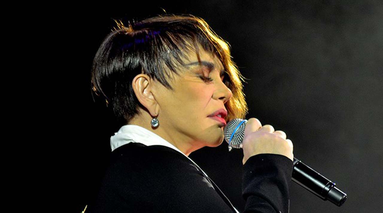 Sezen Aksu sessizliğini bozdu: Konu ben değilim, konu memleket!