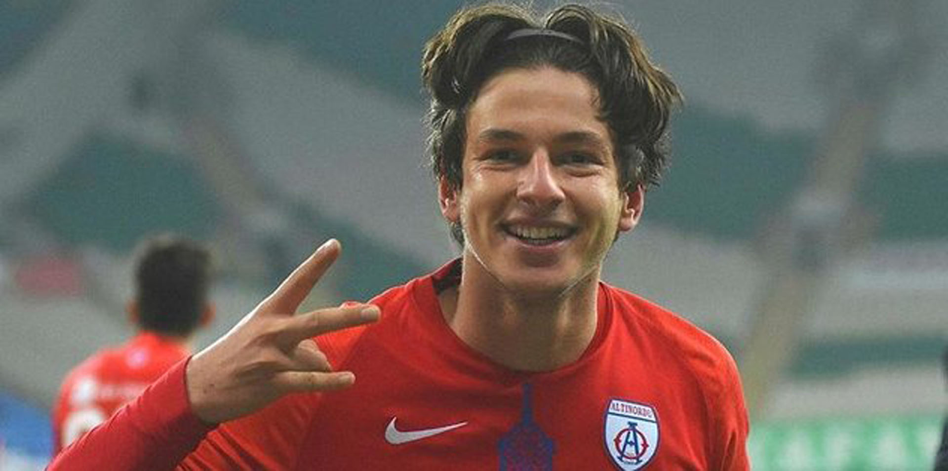 Trabzonspor'un yeni transferi Enis Destan şehre geldi! Genç futbolcu resmi imzayı atacak!