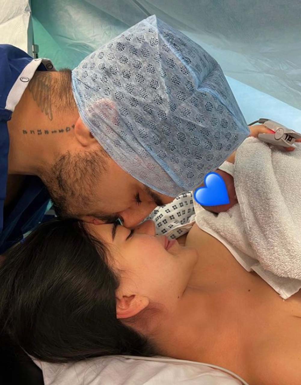 Fenerbahçeli Ozan Tufan baba olduğunu duyurdu! Eşi Rojin Haspolat ve oğluyla paylaştığı kare yoğun ilgi gördü! 