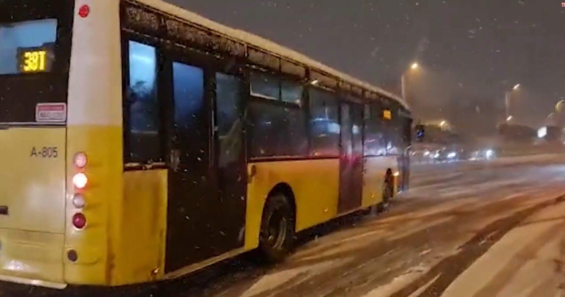 Beyoğlu Belediye Başkanı Ali Haydar Yıldız, İBB'ye sitem etti: Beklenen kar geldi, beklenen İBB gelemedi 