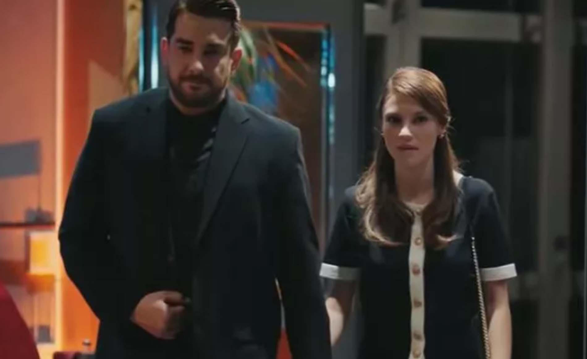 Yüsra Geyik'in Camdaki Kız dizisindeki ömrünün kısa sürme nedeni ortaya çıktı! Başrol oyuncuları hakkında bomba iddia! 