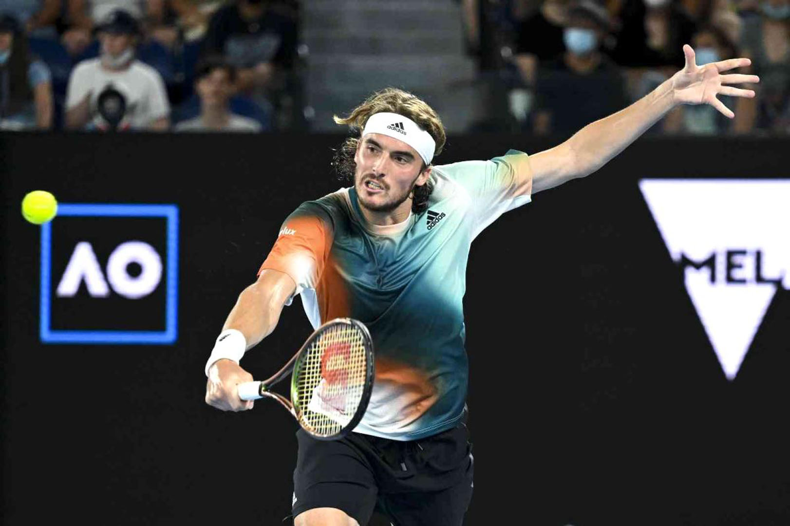 Stefanos Tsitsipas, Avustralya Açık'ta yarı finale yükseldi!