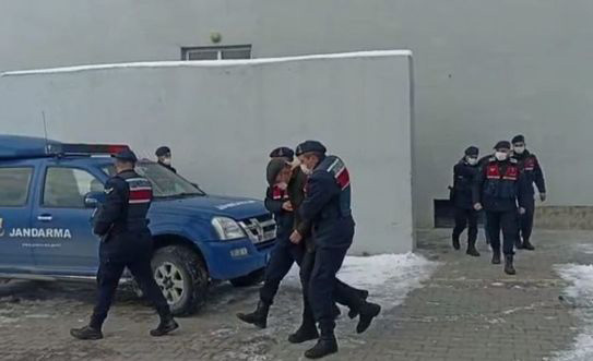 Köydeki köprüyü çalmışlardı! Hırsız muhtar ve demirleri alan hurdacı yakalandı!