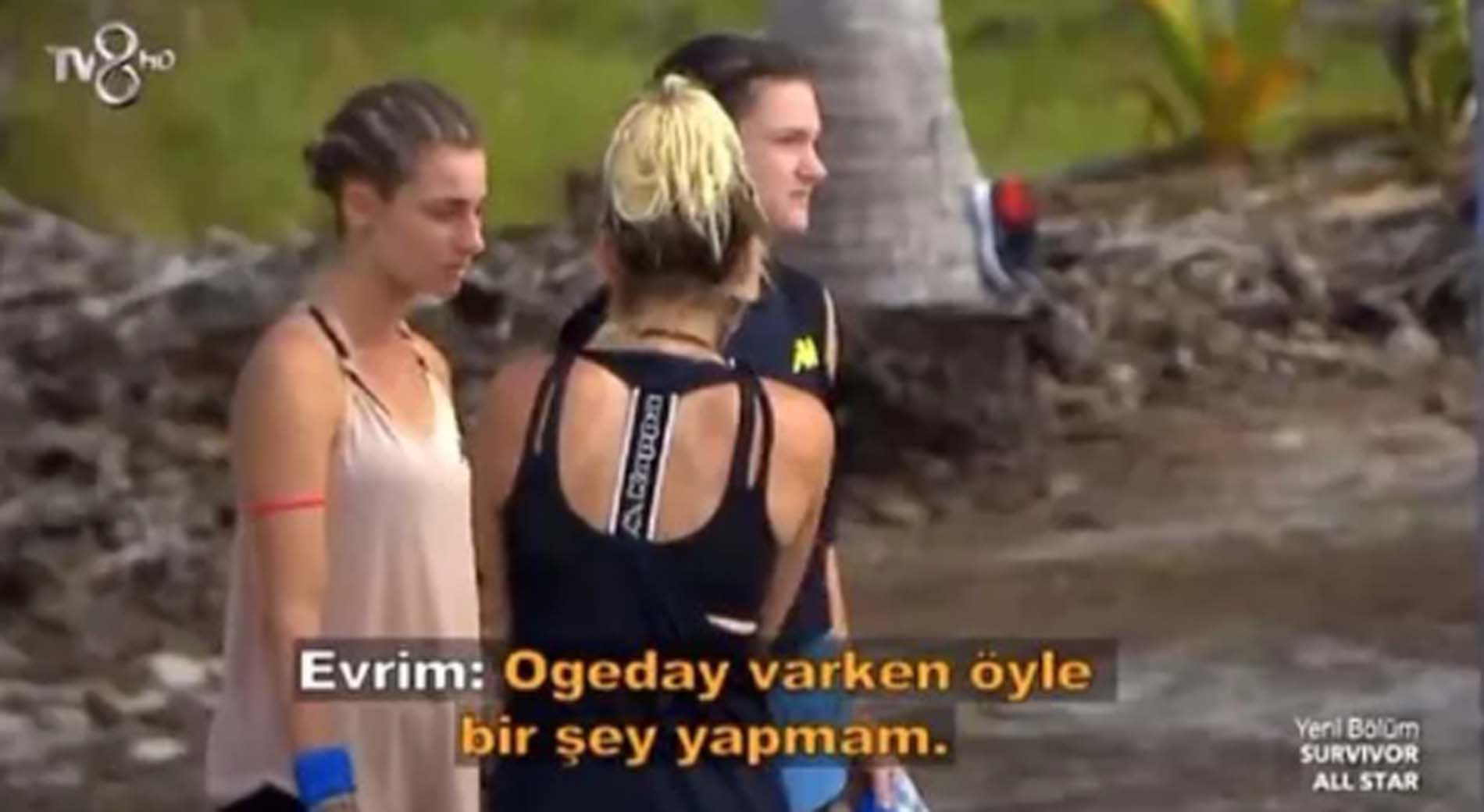 Survivor All Star Nisa - Ogeday sevgili mi? Nisa Bölükbaşı ve Ogeday Girişken aşk mı yaşıyor, birlikte mi?