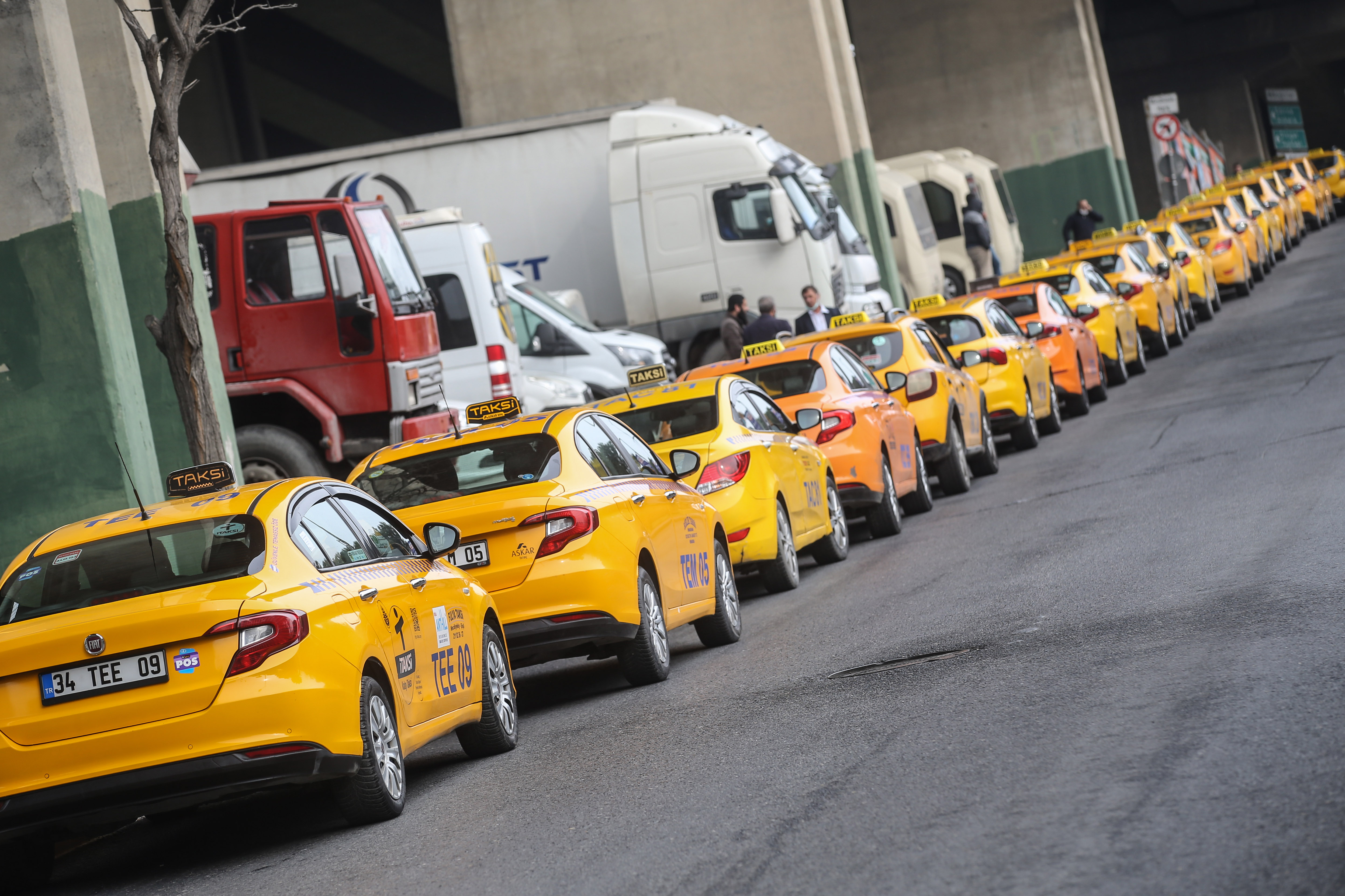 İBB'nin 5 bin yeni taksi teklifi için karar verildi! UKOME'de 12.kez reddedildi