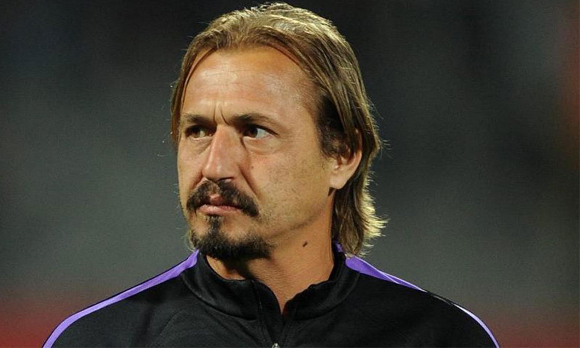 Ayhan Akman Kimdir, Nerelidir, Nerede Doğdu? Kaç yaşında? Ayhan Akman Biyografisi