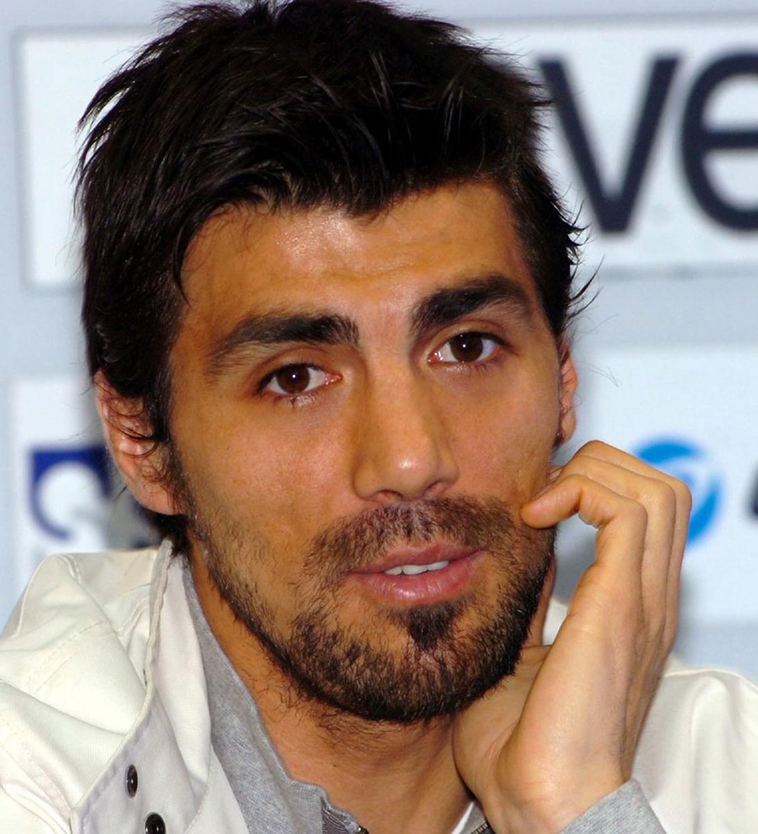 Ceyhun Eriş kimdir? Nereli, kaç yaşında? Ceyhun Eriş Biyografisi