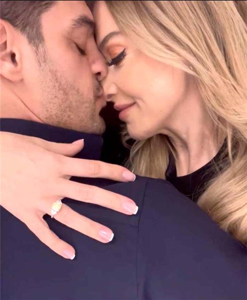 Mehmet Dinçerler'in Hadise'ye aldığı yüzük konkordato davasına damga vurdu! Mahkemelik oldular! 40 bin dolarlık yüzük alacağına borcunu ödesin