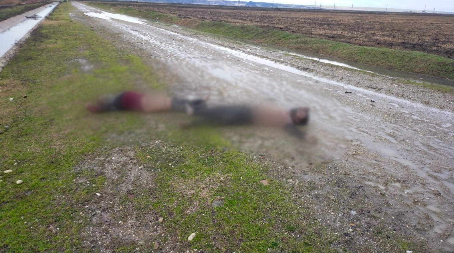 Bakan Soylu paylaştı! İpsala sınırında insanlık suçu: Geri itilen 22 göçmenden 12'si donarak öldü