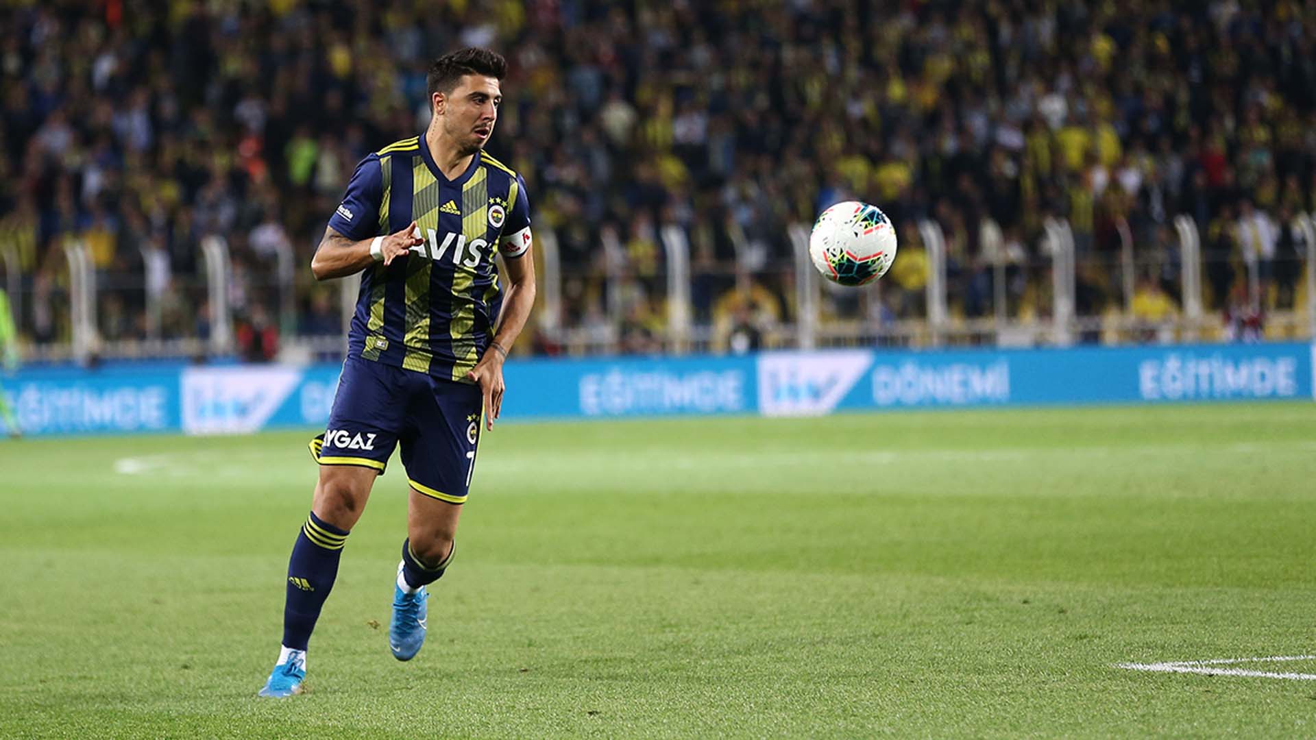 Son dakika: Fenerbahçe'de Ozan Tufan sürprizi! İsmail Kartal istedi, yıldız oyuncu geri döndü 