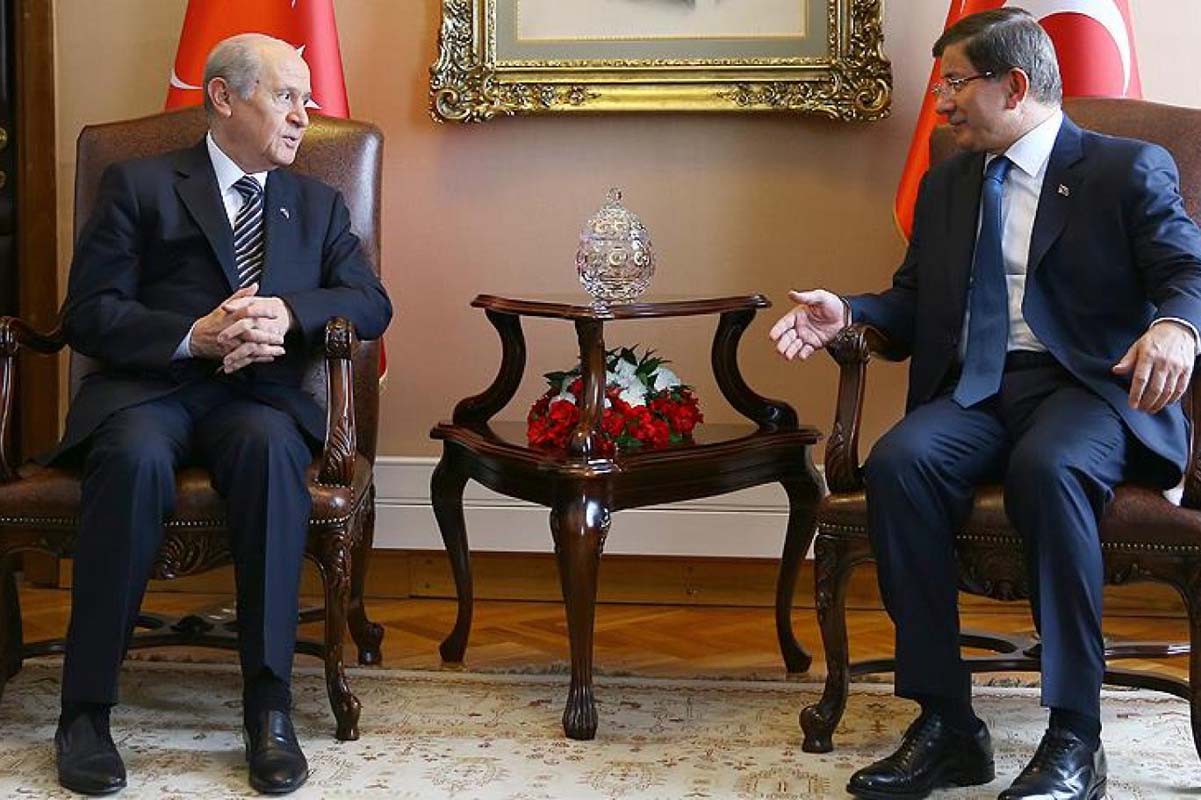 Gelecek Partisi lideri Ahmet Davutoğlu'ndan MHP lideri Devlet Bahçeli'ye sert yanıt! Sizi rahatsız etmeye devam edeceğiz