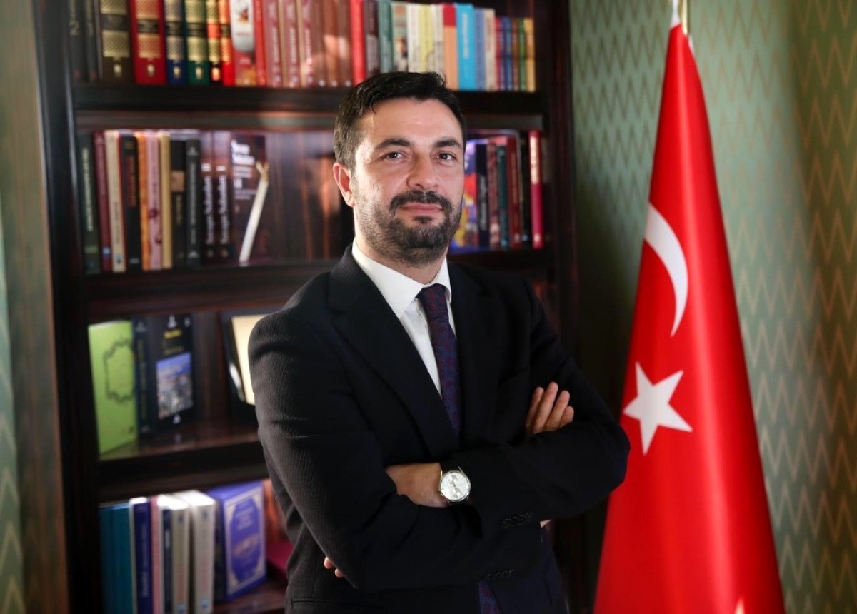 Prof. Dr. Serkan Topaloğlu kimdir? Kaç yaşında, nereli? Prof. Dr. Serkan Topaloğlu'nun biyografisi