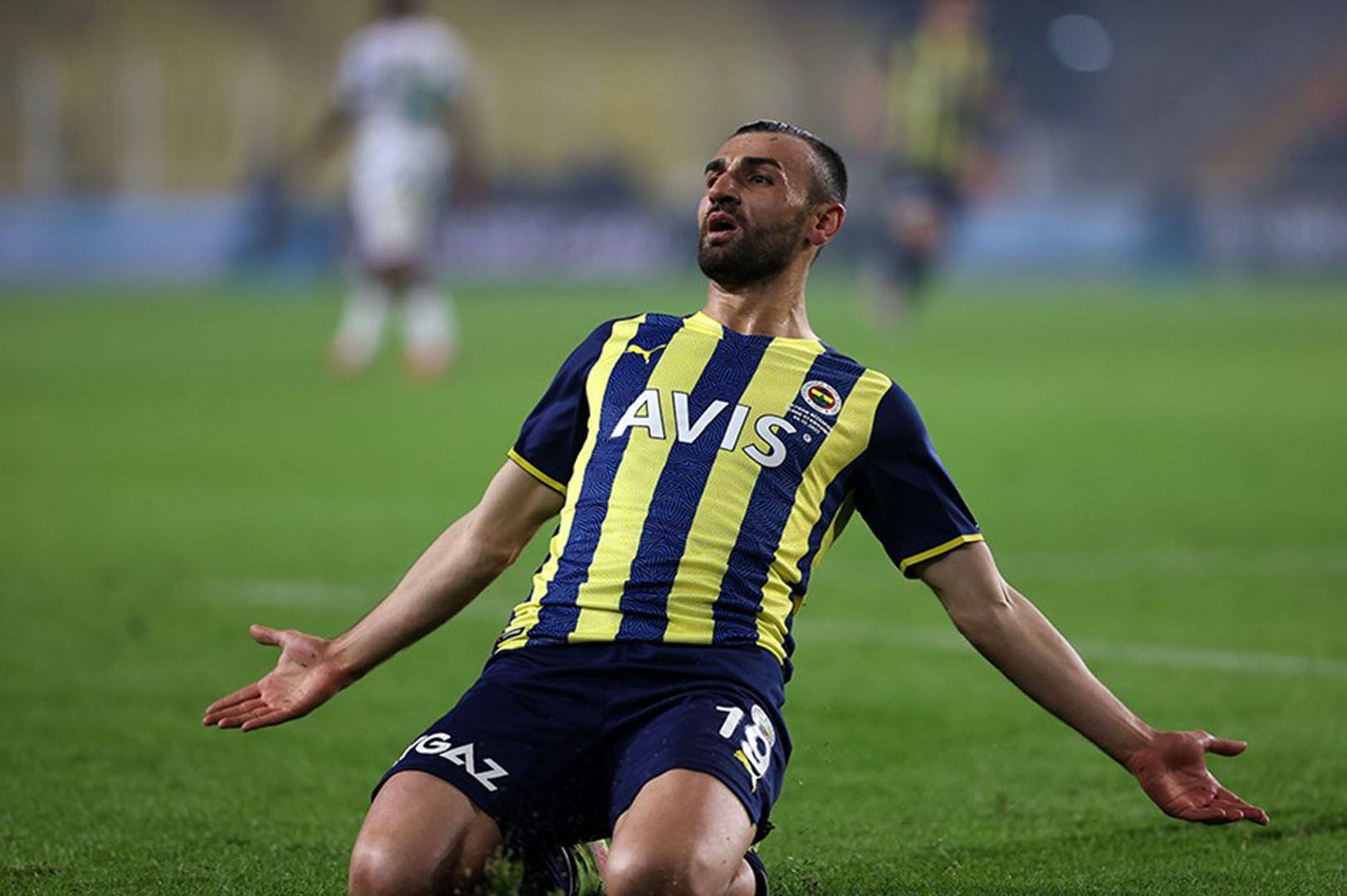 Fenerbahçe'de Serdar Dursun'un durumu beklenenden farklı çıktı!