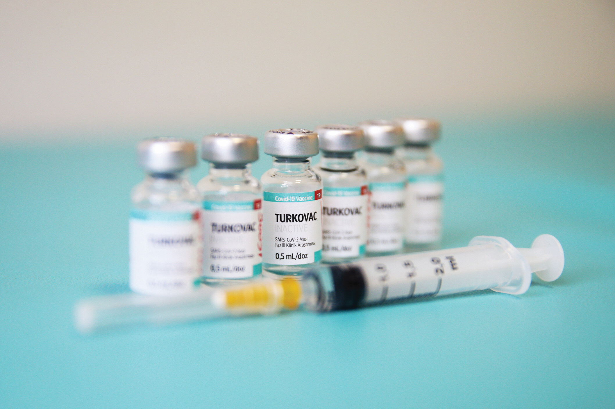 Turkovac aşısının mucidi Prof. Dr. Aykut Özdarendeli'den tavsiye: "Güvenli ve etkili bir aşı"