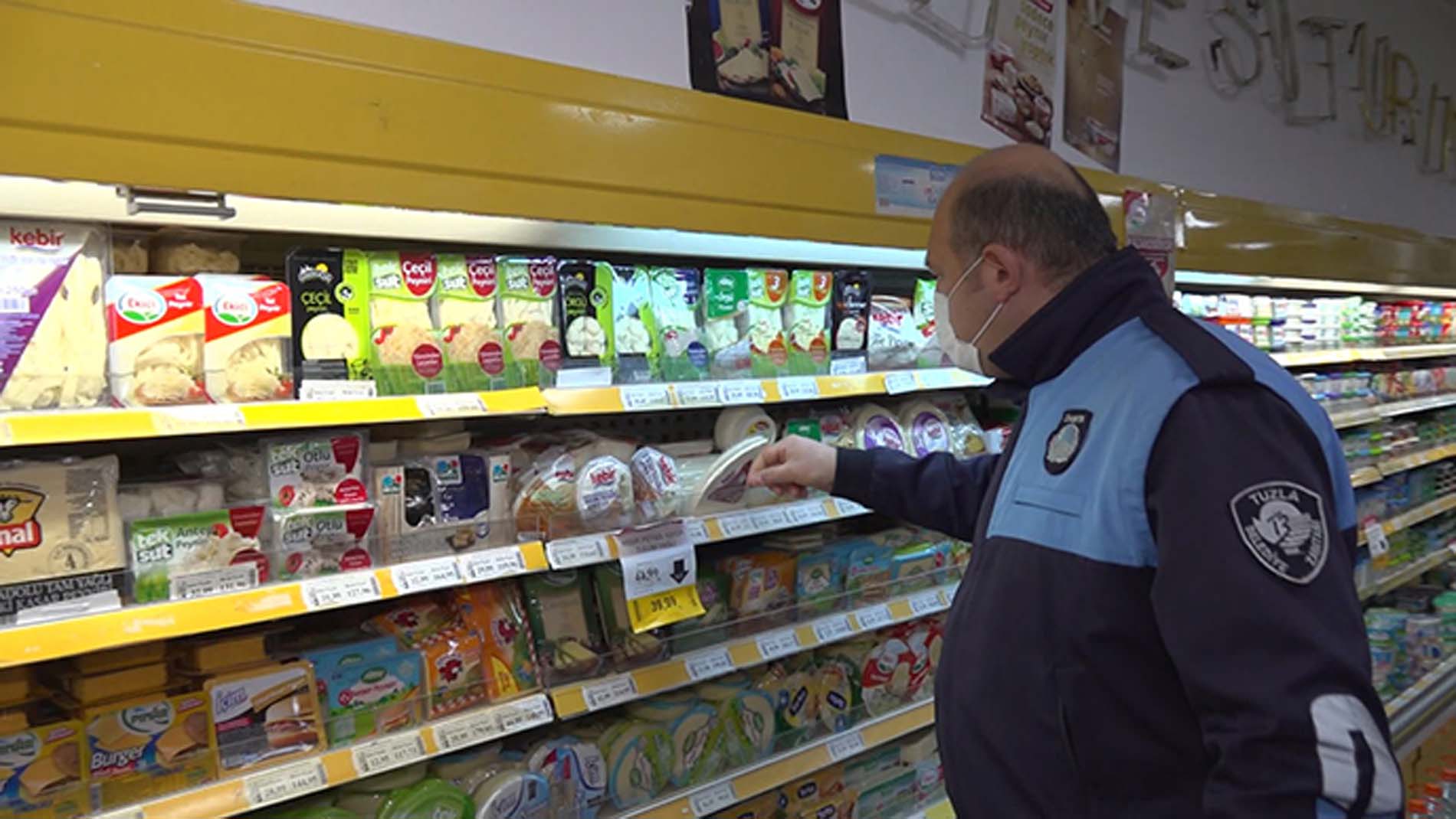 Tuzla Belediyesi Zabıta Ekipleri’nden marketlere Kdv indirimi denetimi