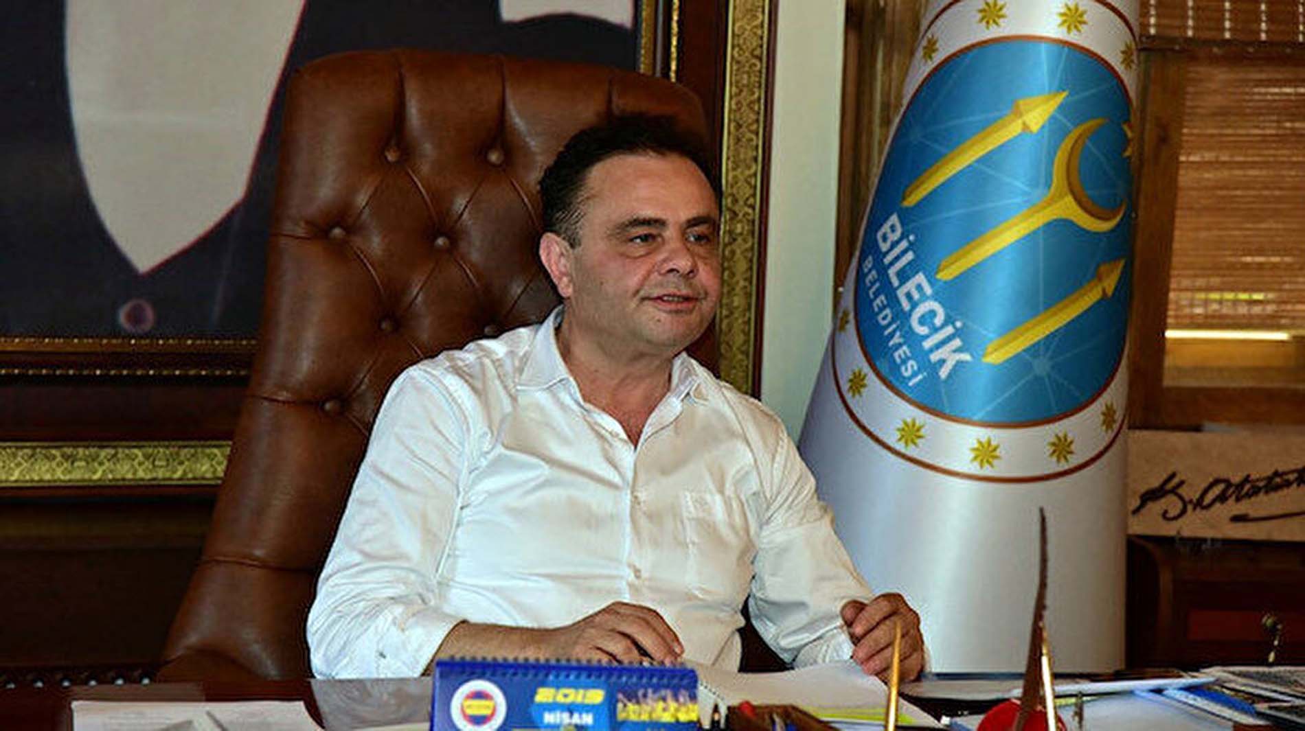 Yine CHP'li Belediye yine rüşvet! İçişleri Bakanlığı, Bilecik Belediye Başkanı Şahin'i görevden uzaklaştırdı!