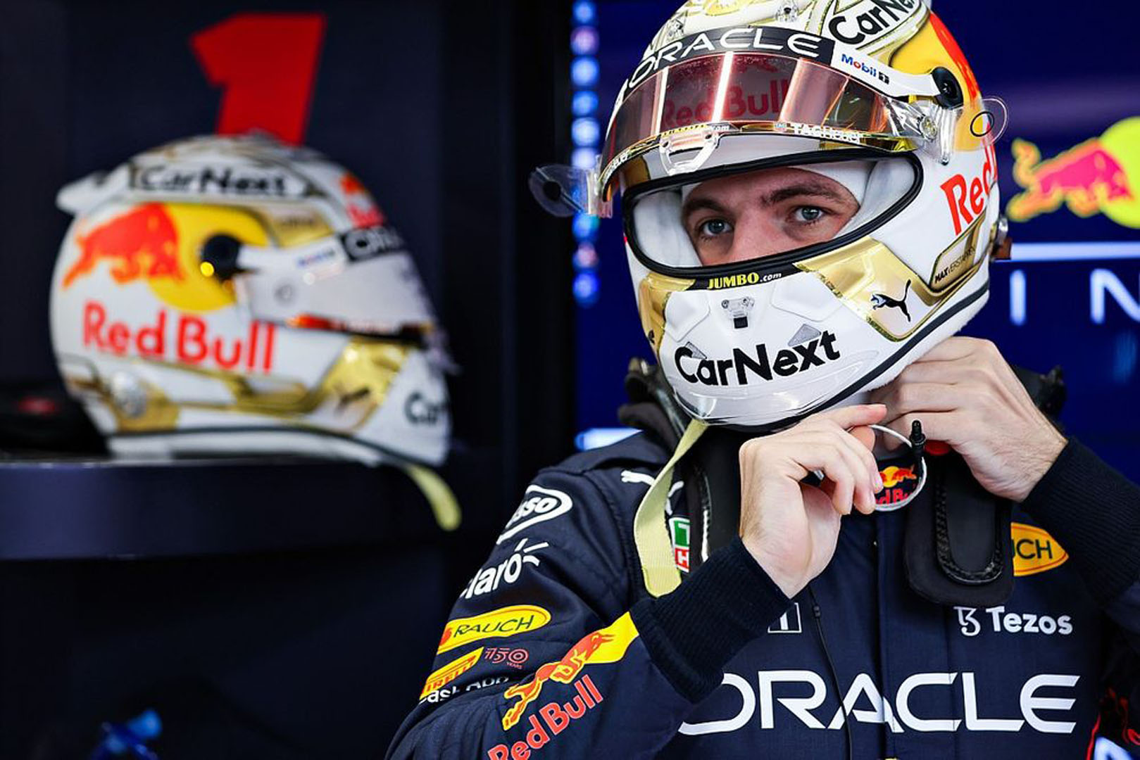 Formula 1'de son şampiyon Max Verstappen, 2028 yılına kadar Red Bull'da! Yeni maaşı dudak uçuklattı!