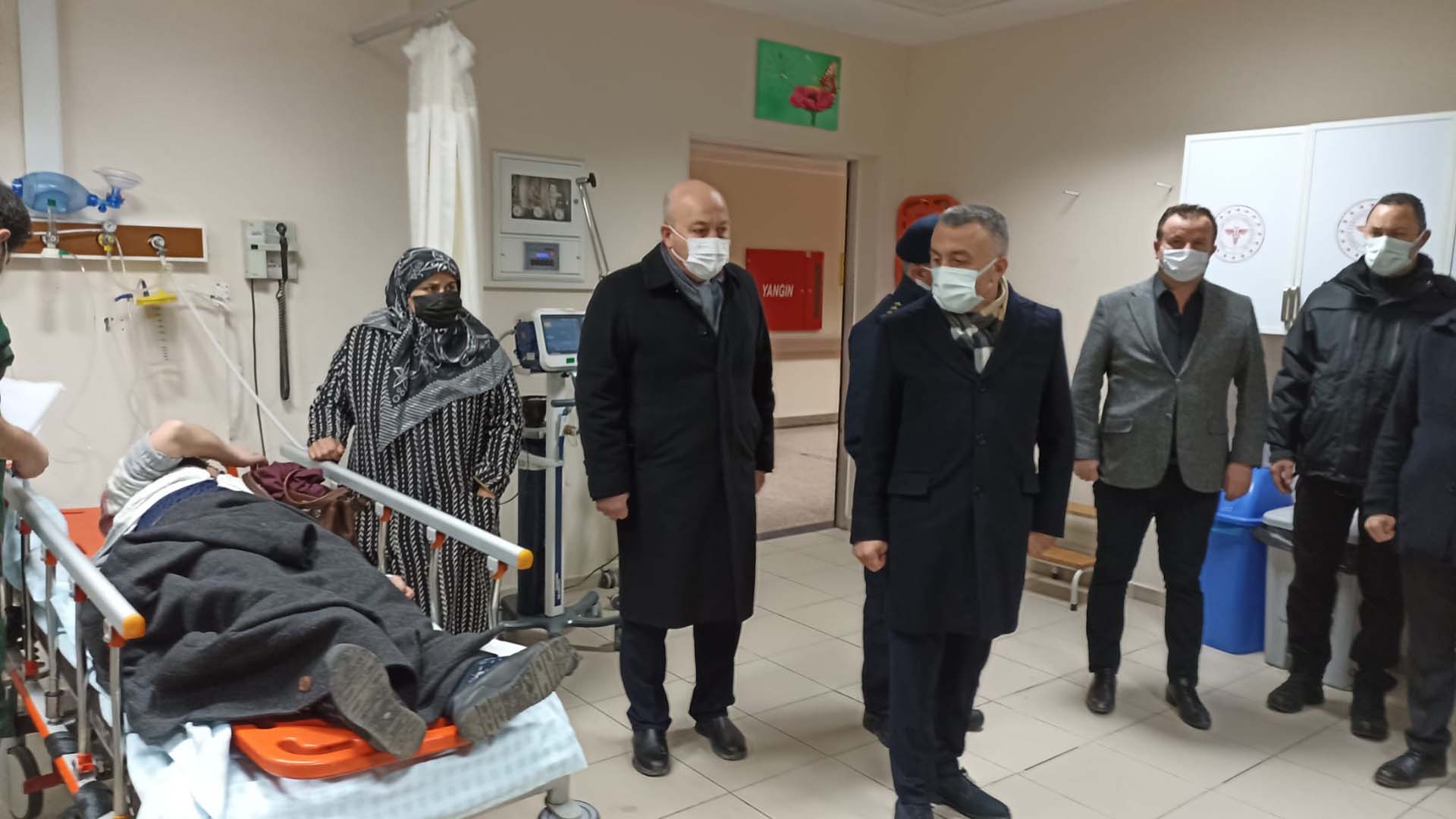 Son dakika |Facianın eşiğinden dönüldü! Kırklareli Babaeski'de işçi servisine yük treni çarptı: 27 yaralı