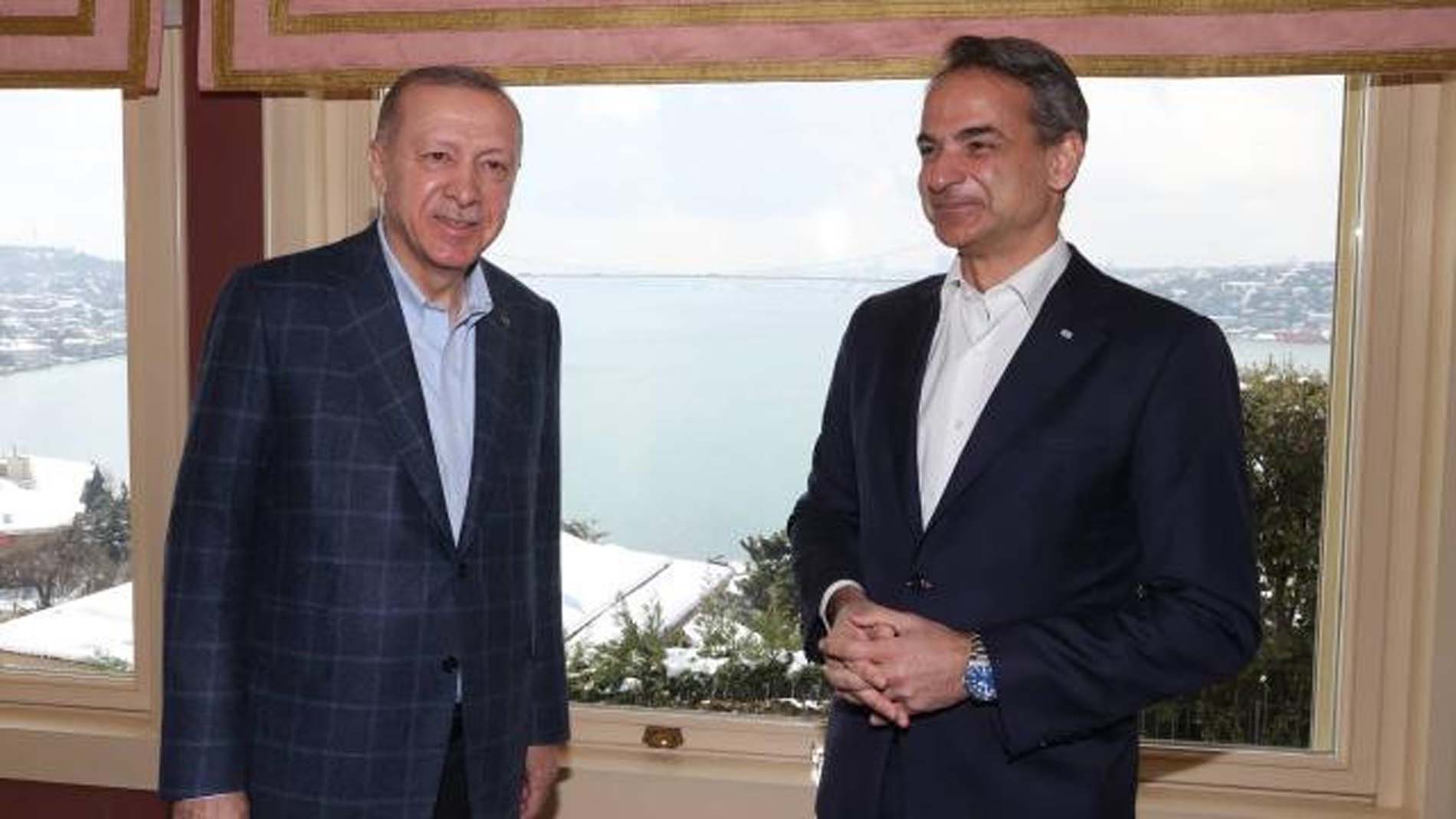 Cumhurbaşkanı Erdoğan, Yunanistan Başbakanı Miçotakis'i kabul etti! İşte ilk kareler