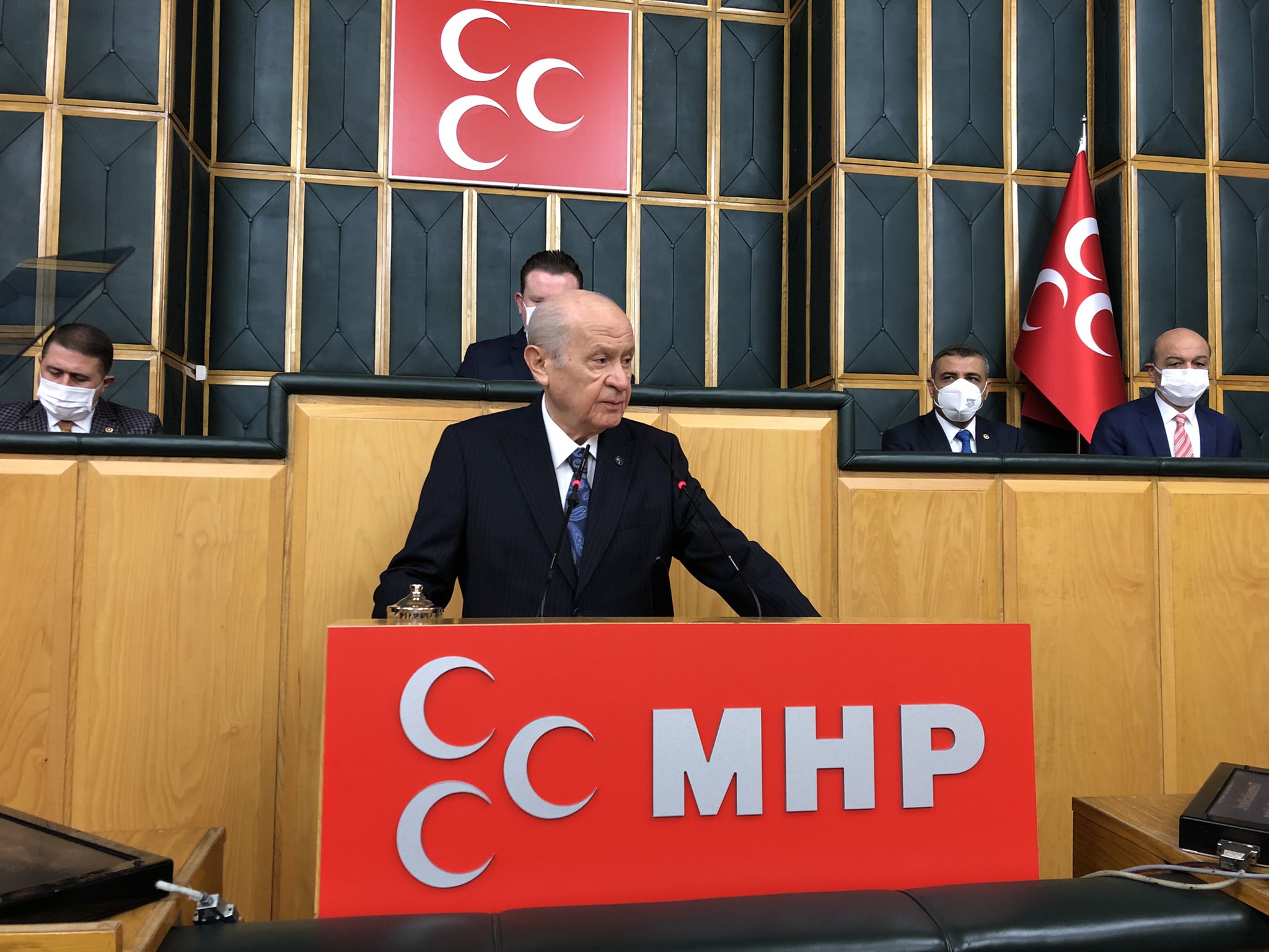 MHP lideri Bahçeli'den ağır sözler! Kılıçdaroğlu'nun topa tuttu, demediğini bırakmadı: CHP, HDP'nin kostüm giymiş halidir