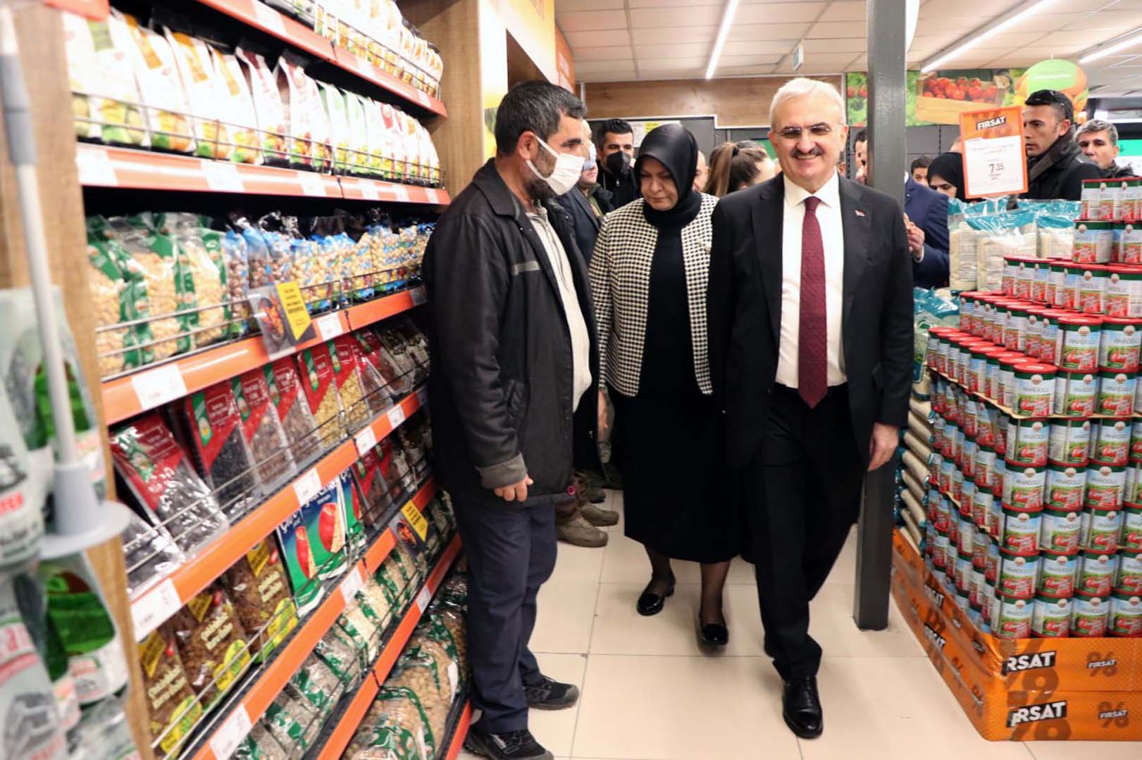 Tarım Kredi Kooperatif Market’in Diyarbakır şubesi açıldı! Vatandaş sıvı yağa yöneldi