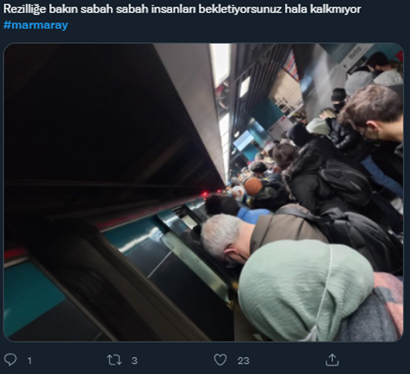 Marmaray’da arıza yaşandı! Vatandaş sosyal medyadan tepki gösterdi