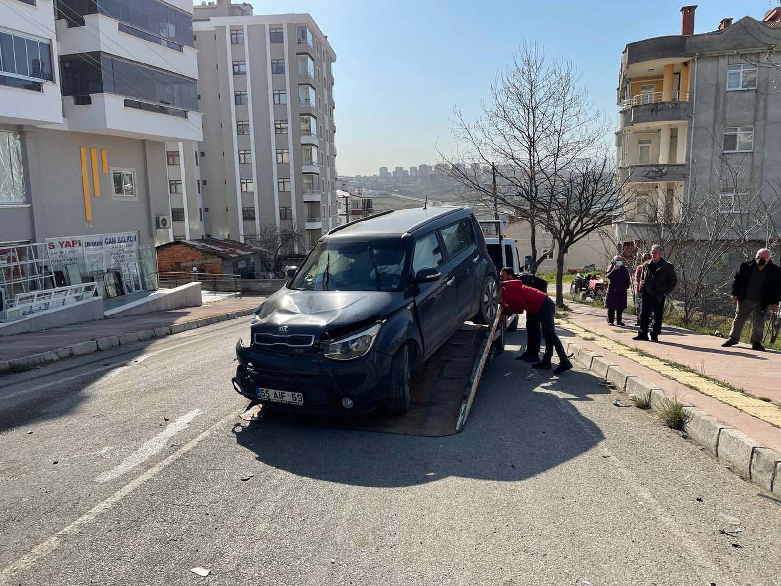 Samsun İlkadım'da korkunç kaza! Öğrenci servisi, otomobille çarpışıp devrildi:10'ü öğrenci 15 yaralı 