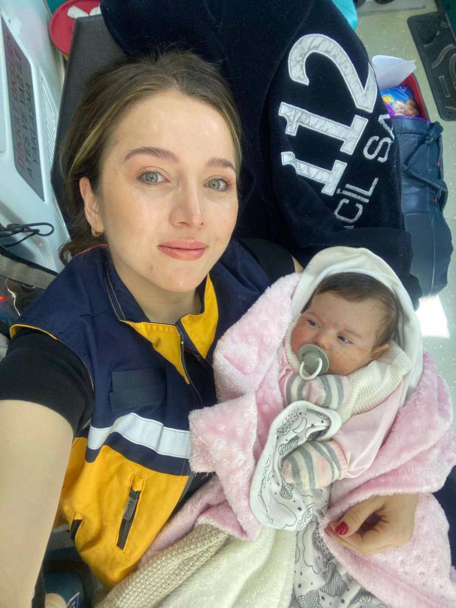 Nisa Mihriban bebeği araziye bırakan vicdansız anne Ebru S.'nin görüntüleri ortaya çıktı! Vicdanını araziye böyle bırakmış 