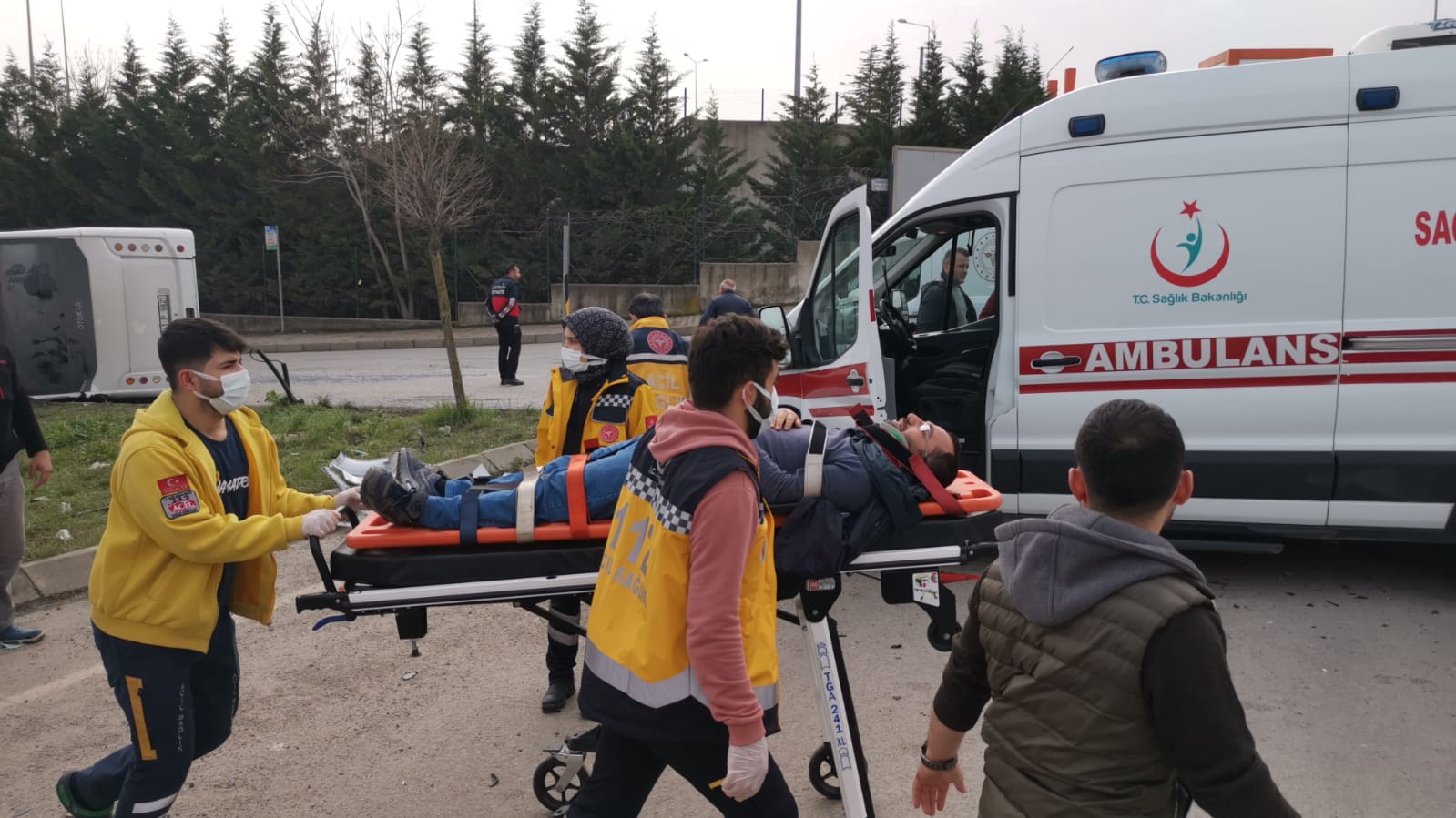 Son dakika | Kocaeli Gebze'de işçi servisi ile TIR çarpıştı: Çok sayıda yaralı var
