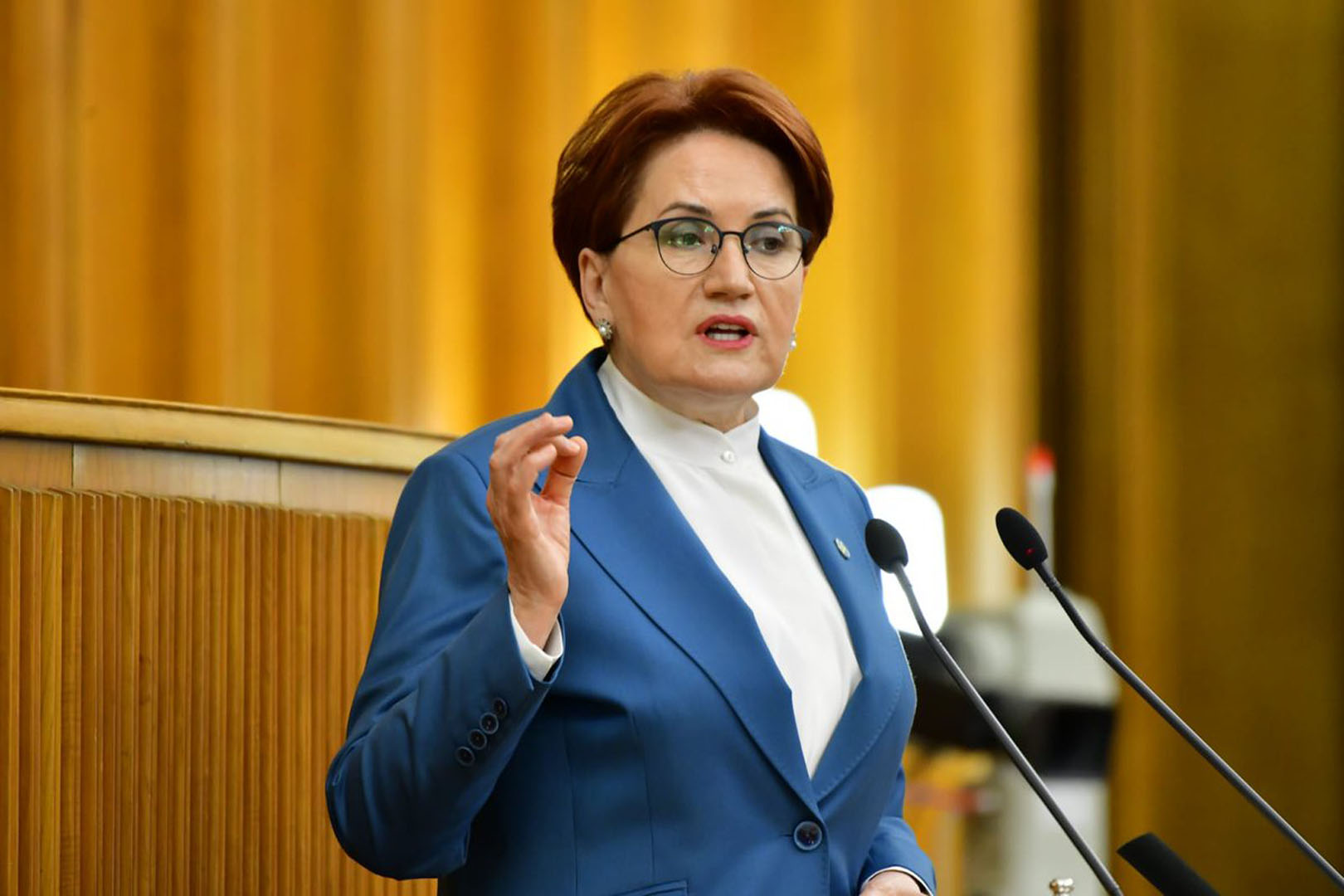 İYİ Parti lideri Meral Akşener’e tezahüratlar yaramadı! Parti grubunda atılan slogan Akşener’i yerinden sıçrattı: Ay korkuttun beni be