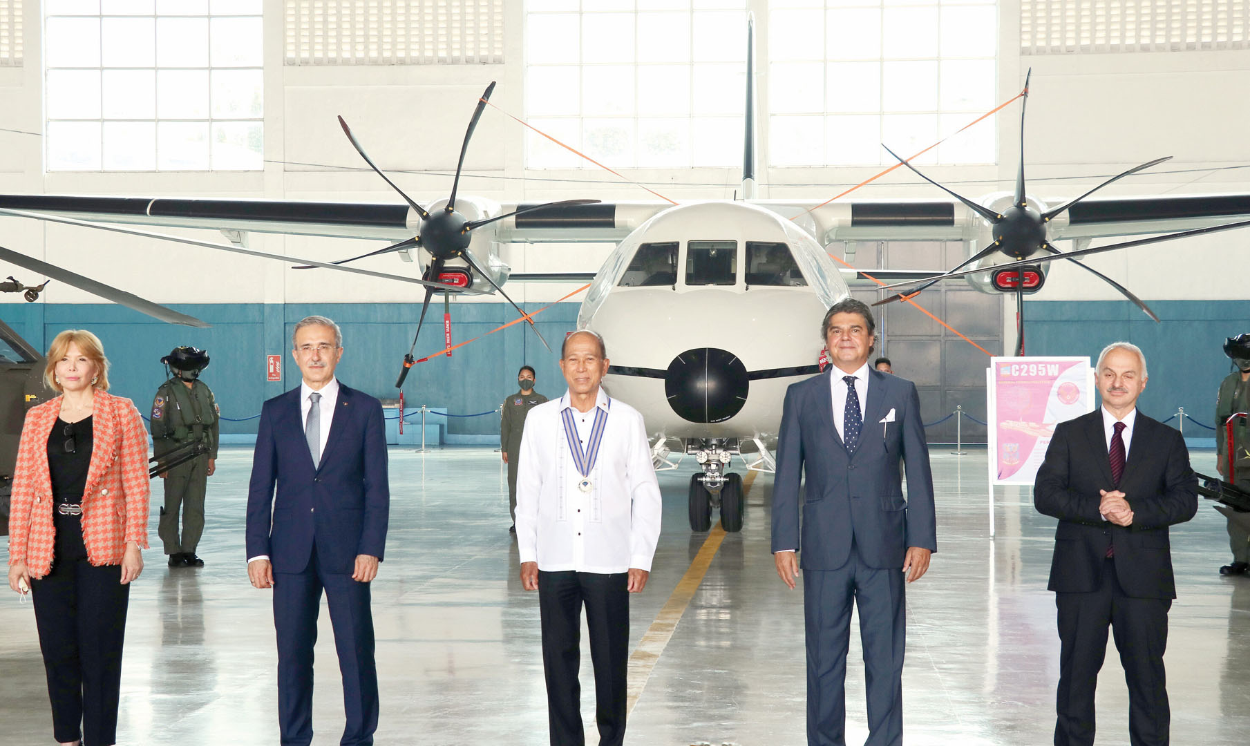 Türkiye’nin gururu tüm dünyaya yayılıyor! ATAK helikopterinin ilk ihracatı gerçekleşti