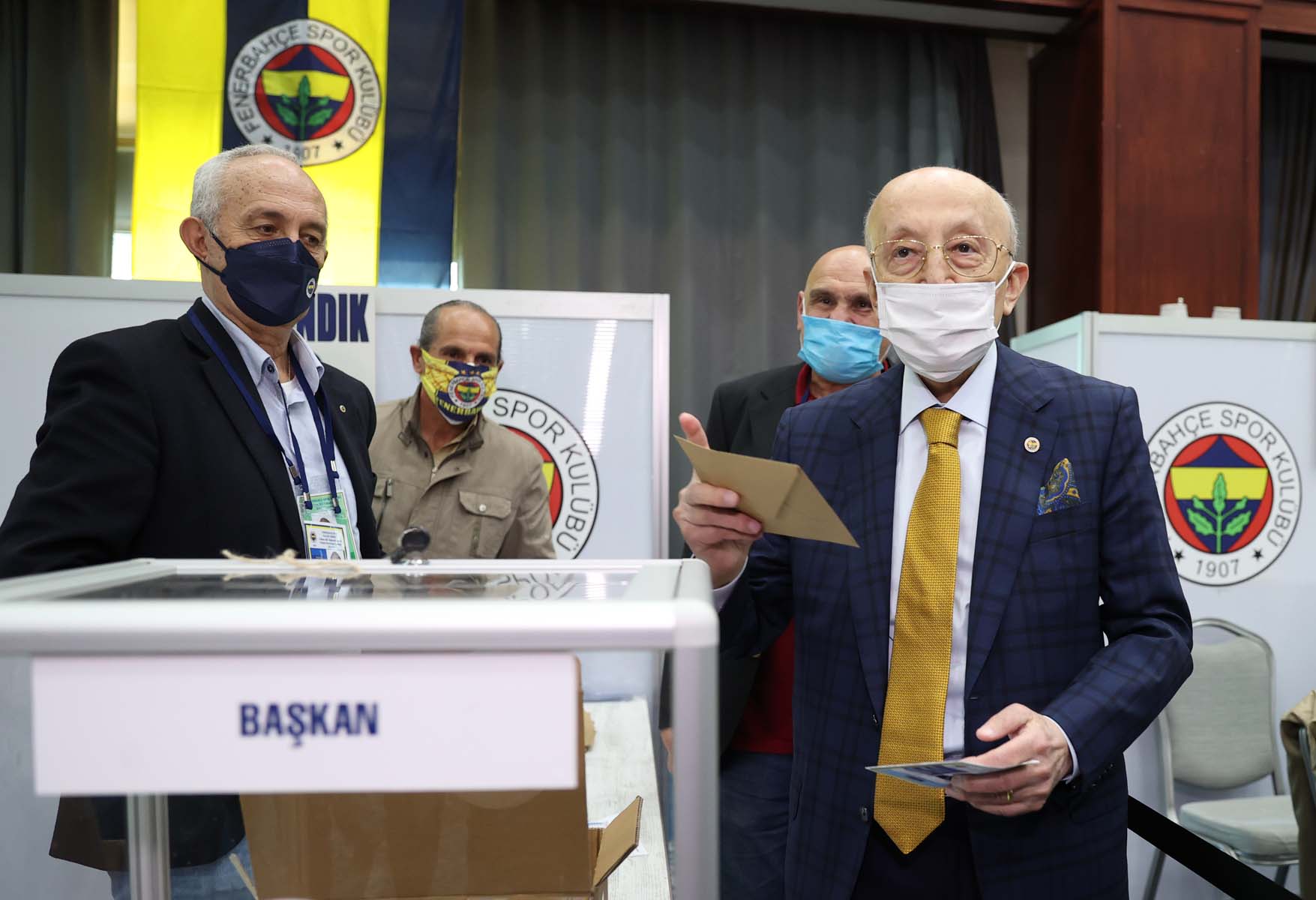 Son dakika | Kıran kıran süren seçim sona erdi! Fenerbahçe'nin Yüksek Divan Kurulu Başkanı Uğur Dündar oldu