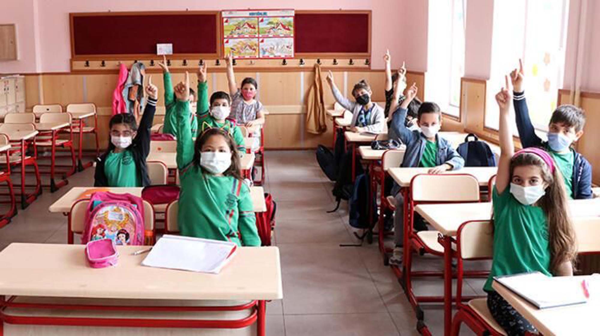 Okullarda maske yasağı kalktı mı 2022? Maske takma zorunluluğu kalktı mı 2022?