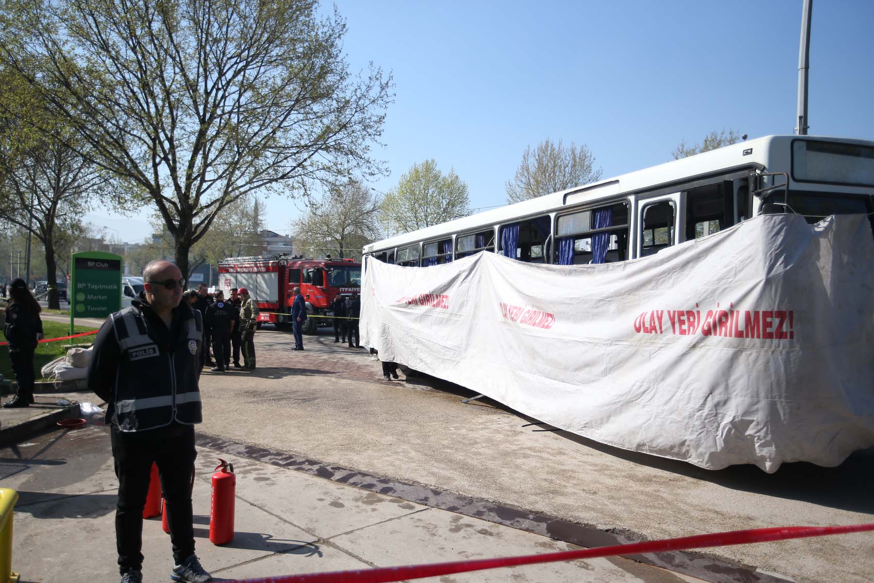 Bakan Bozdağ'dan Bursa'daki hain saldırı için sert açıklama: Bu alçak pusuyu kuran hain katiller en kısa sürede yakalanacaktır