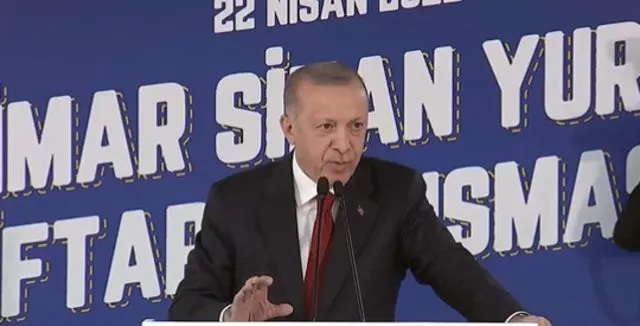 Son Dakika: Cumhurbaşkanı Erdoğan "Hayırlı olsun" diyerek duyurdu! Öğrencilere kredi ve burs müjdesi!