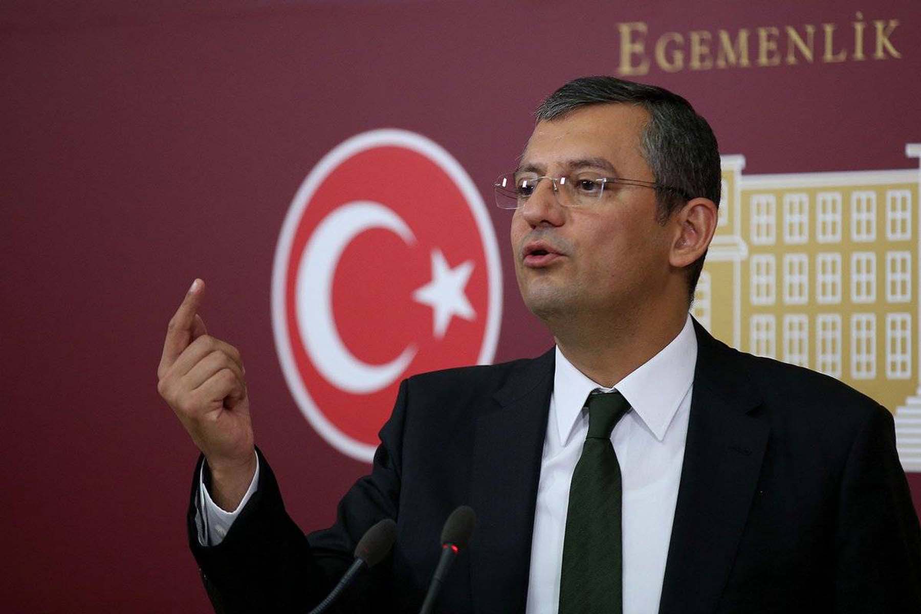 Son dakika | AK Parti Sözcüsü Ömer Çelik'ten CHP'li Özgür Özel'e sert tepki: Hiç kimse Cumhurbaşkanımızı tehdit edemez
