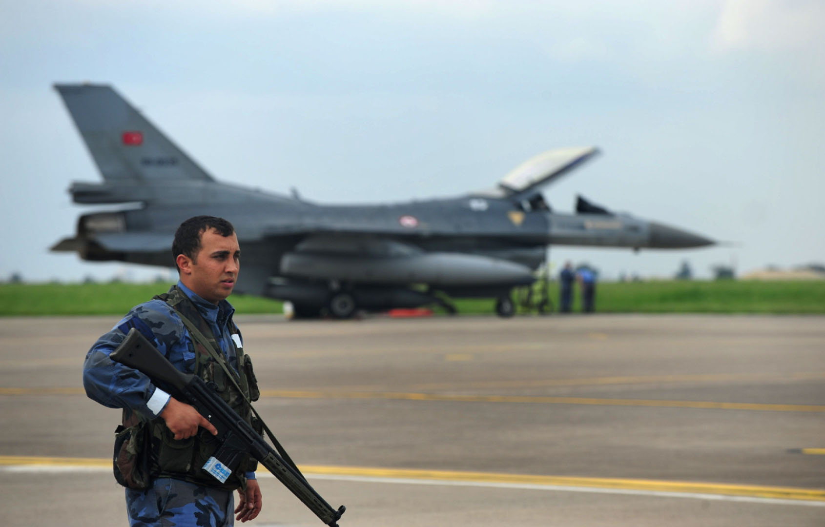 Yunanistan Türk Hava Kuvvetleri engeline takıldı! Türk hava sahasını ihlal eden Yunanistan’a gereken cevap verildi