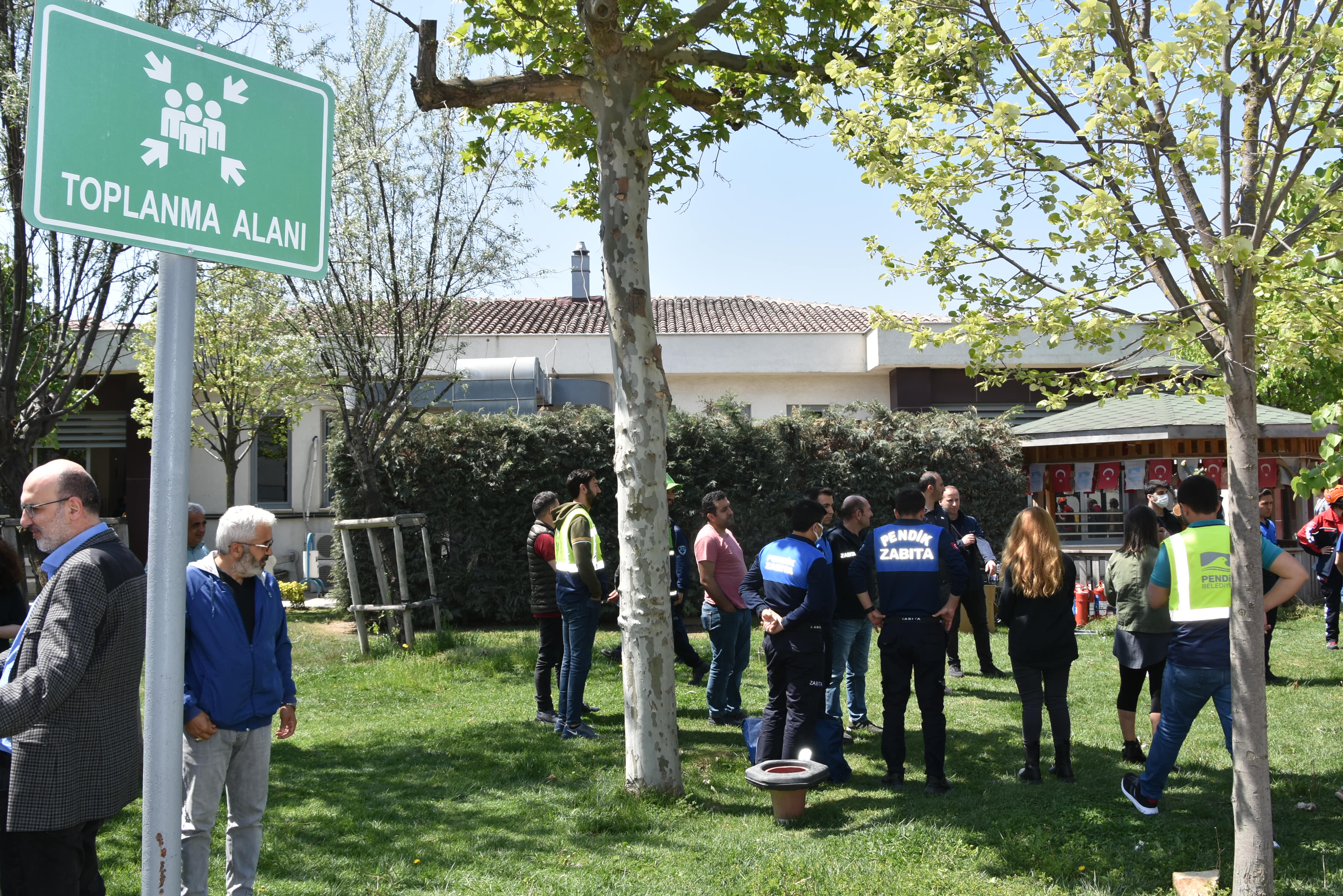 PEAK deprem ve yangın tatbikatı yaptı: Gerçeğini aratmadı