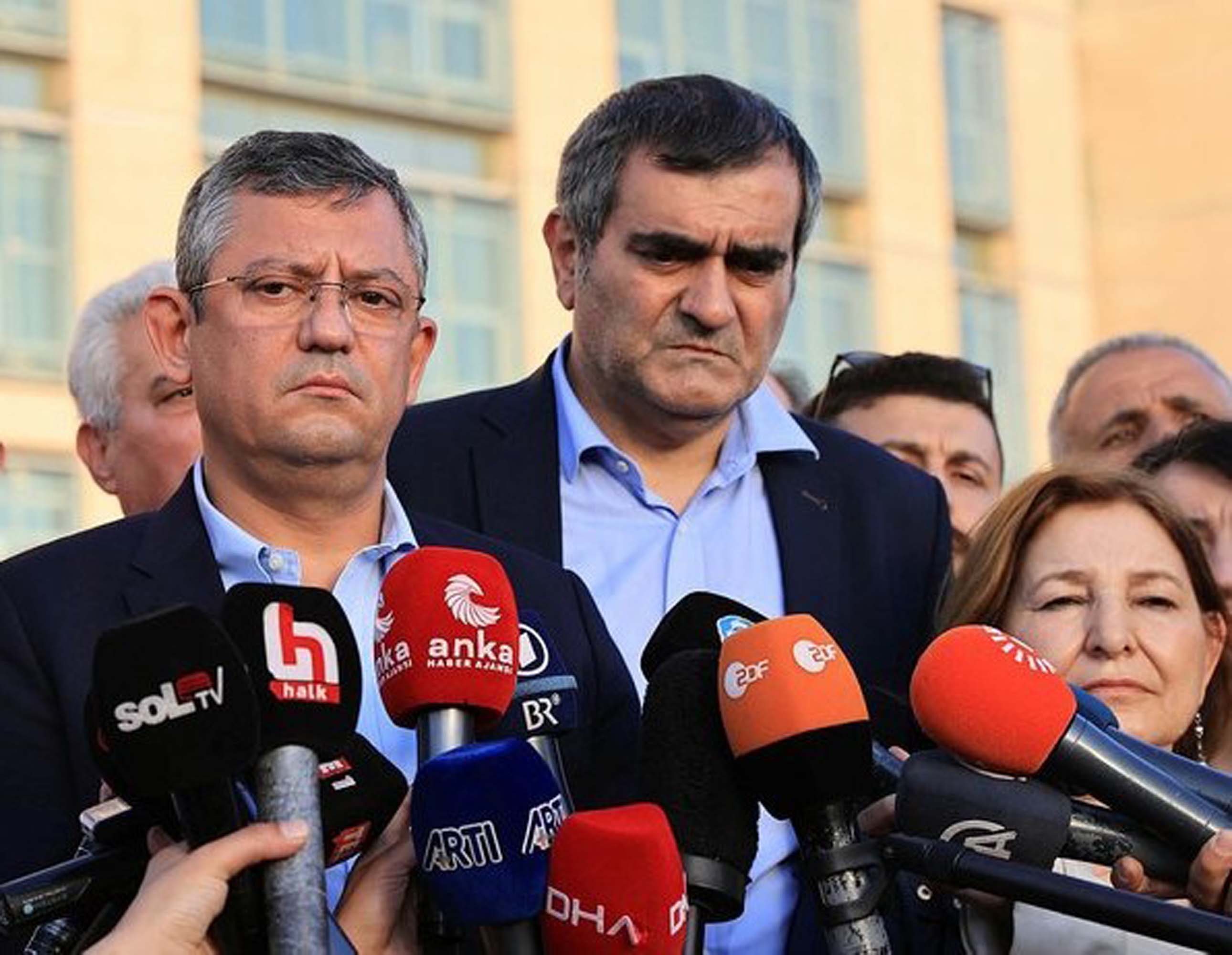 Cumhurbaşkanı Erdoğan'dan CHP'li Özel'e 250 bin liralık tazminat davası