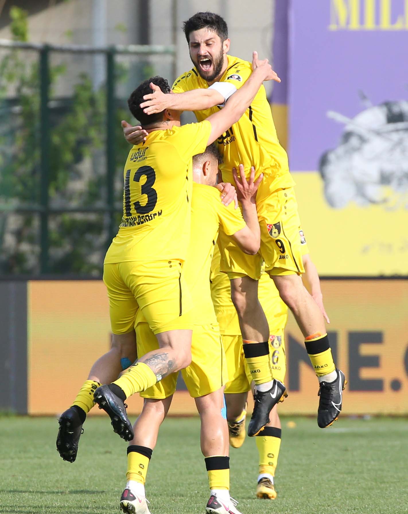 Spor Toto 1.Lig: Eyüpspor 1-2 İstanbulspor| Maç sonucu