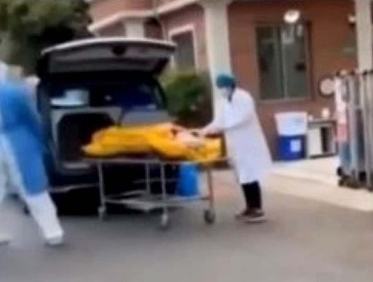 Koronavirüsün pençesindeki Çin'de akıl almaz olay! Öldüğü sanılan adam ceset torbasında canlandı! Hareket ettiğini görmediniz mi?